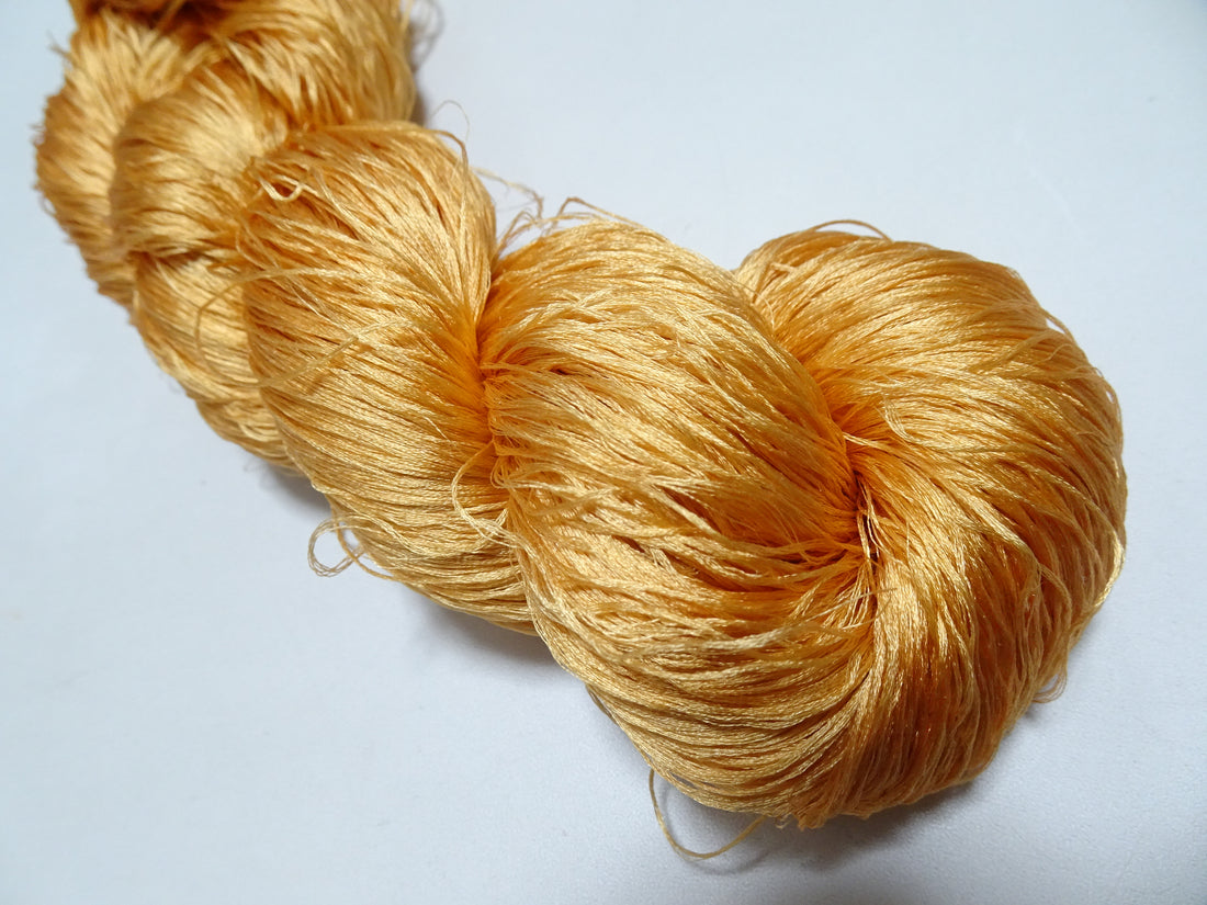 Japanese Vintage 6 Loose-Twist Silk Threads 19265