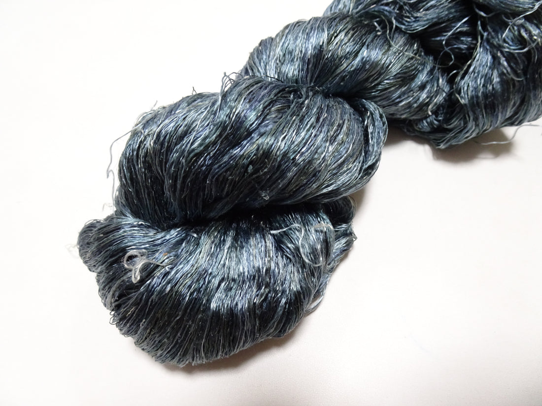 Japanese Vintage Super Rare Indigo Mud Dyeing kasuri loose Twisted Silk Thread Various Sets Embroidery & weave 15531