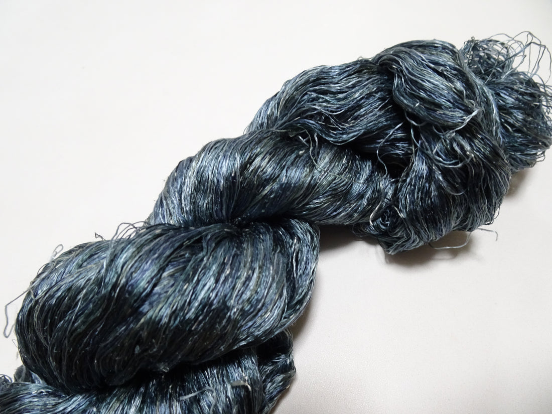 Japanese Vintage Super Rare Indigo Mud Dyeing kasuri loose Twisted Silk Thread Various Sets Embroidery & weave 15531