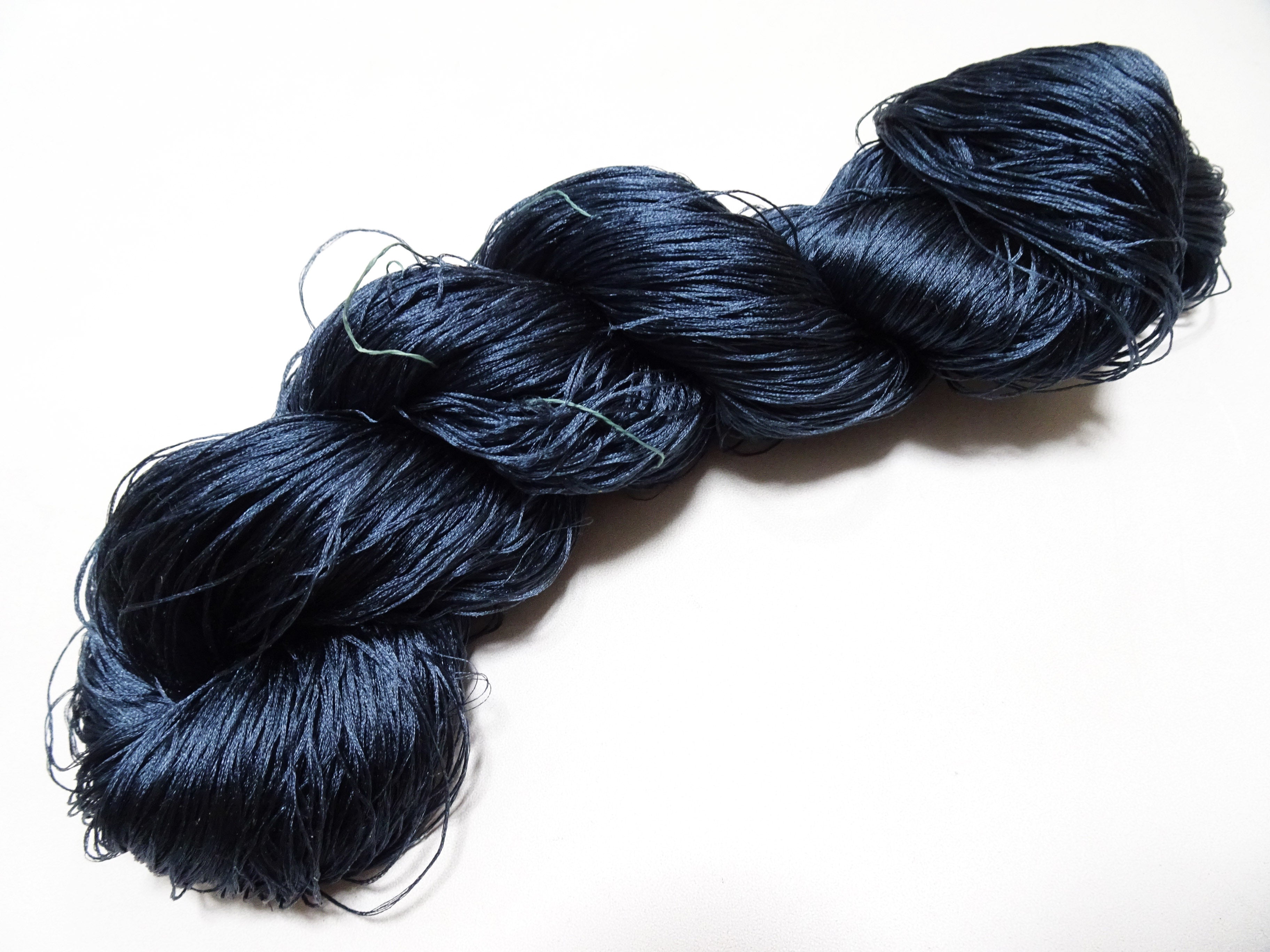 Japanese Vintage 6 Loose-Twist Silk Threads 19267