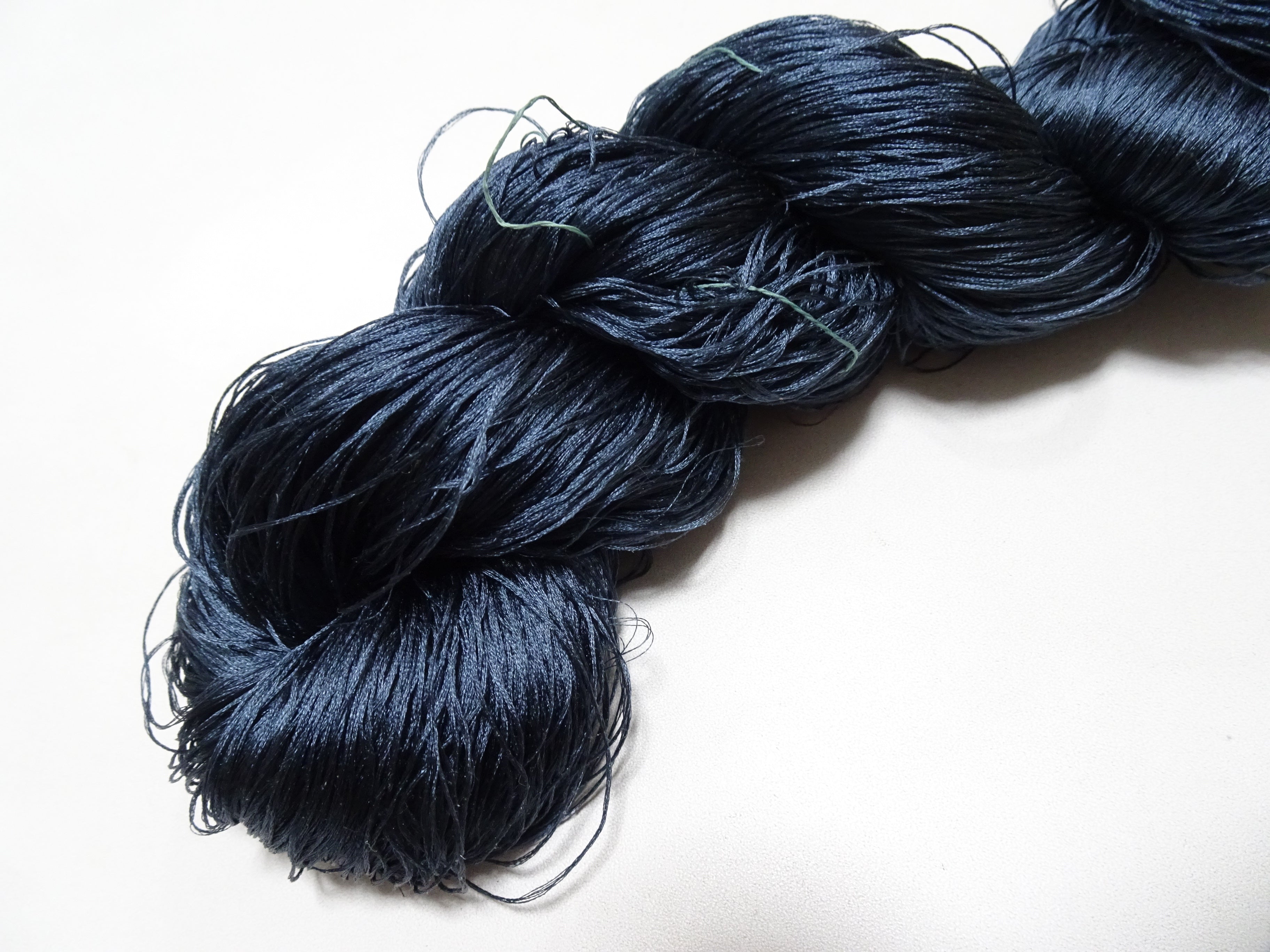 Japanese Vintage 6 Loose-Twist Silk Threads 19267