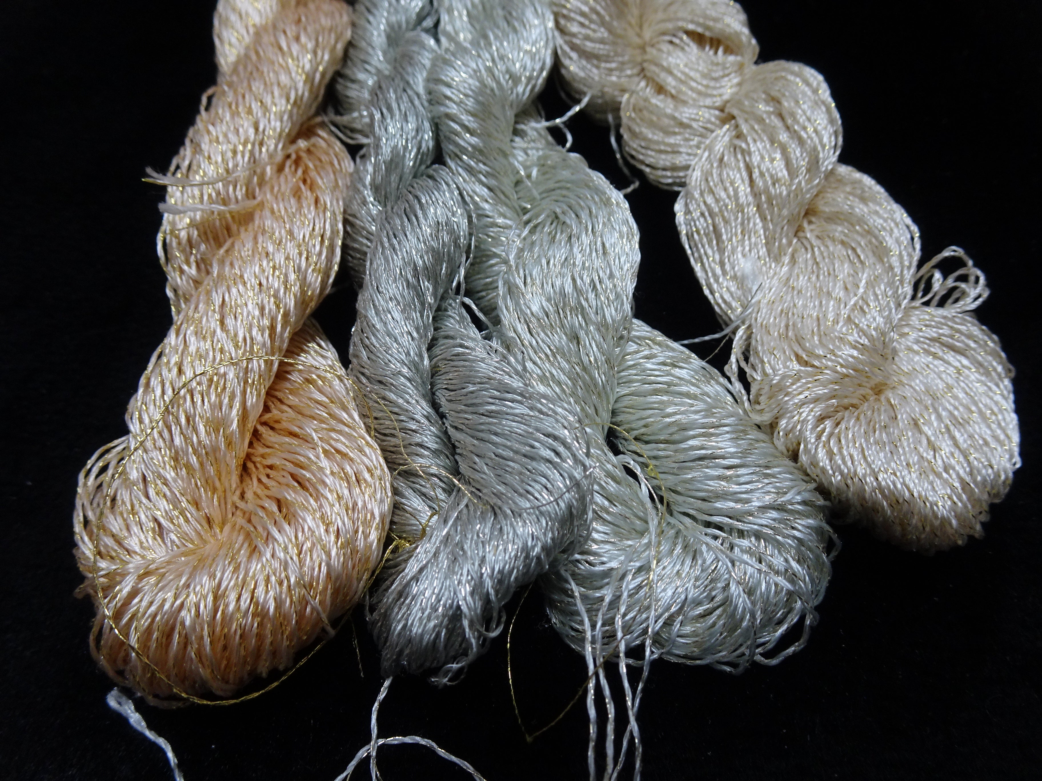 Japanese Vintage High Class Rare Silk Thread 4sets Mixture of Gold embroidery 17917