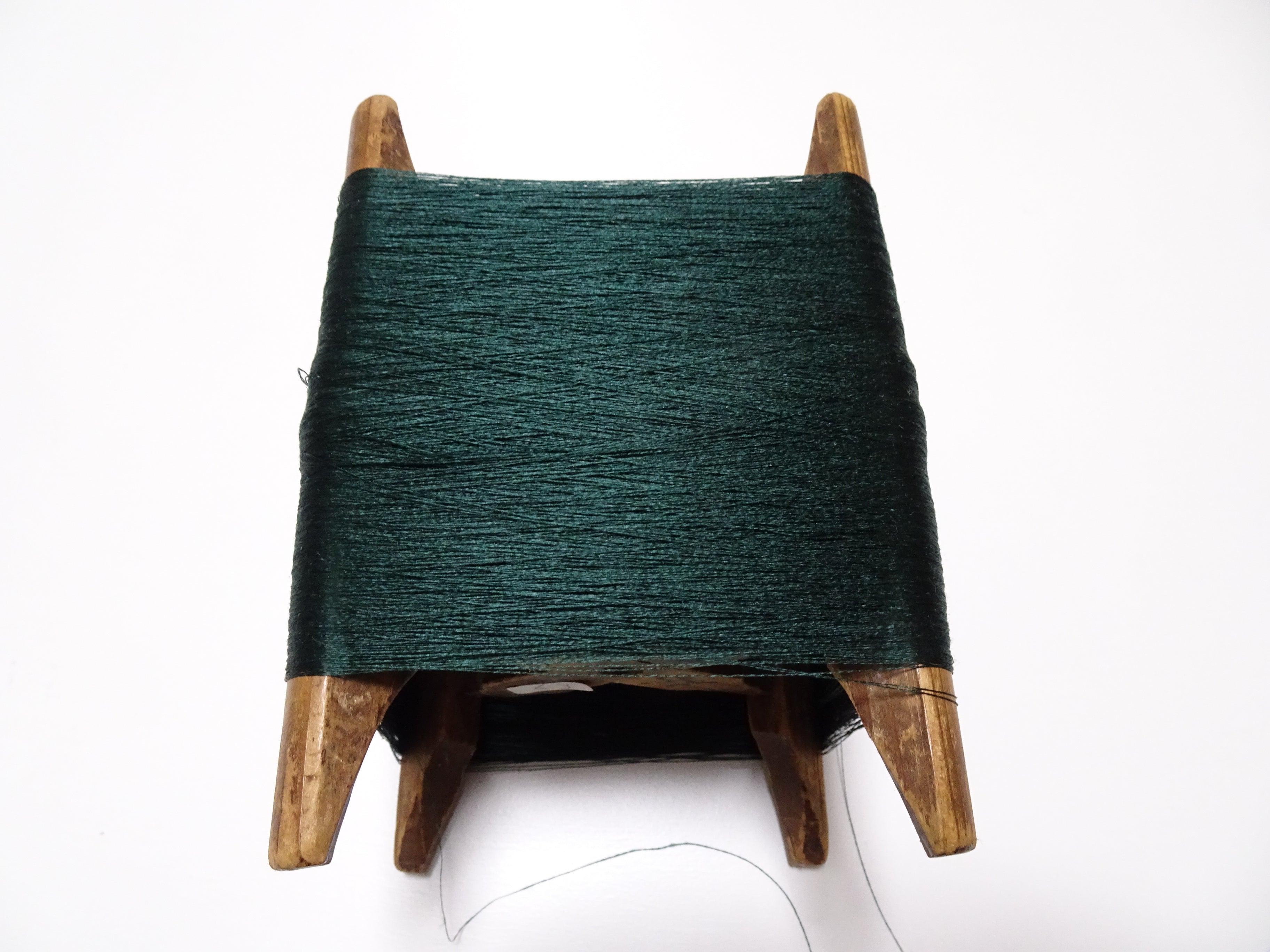 Japanese vintage Wooden spool & silk thread embroidery 16311