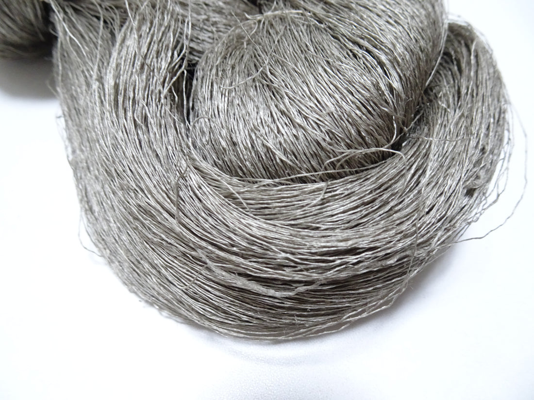 Japanese vintage Tsumugi silk thread embroidery & weave 8754