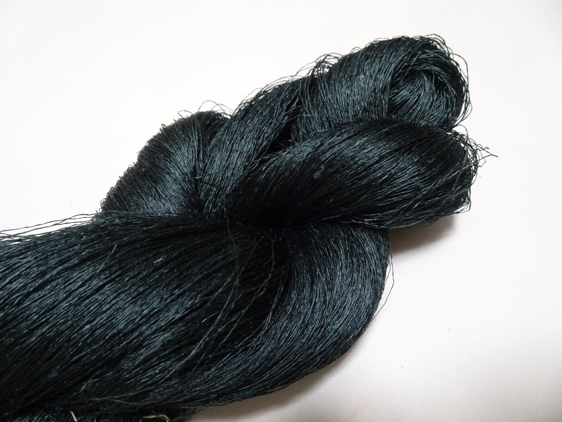 Japanese vintage Tsumugi silk thread embroidery & weave 8755