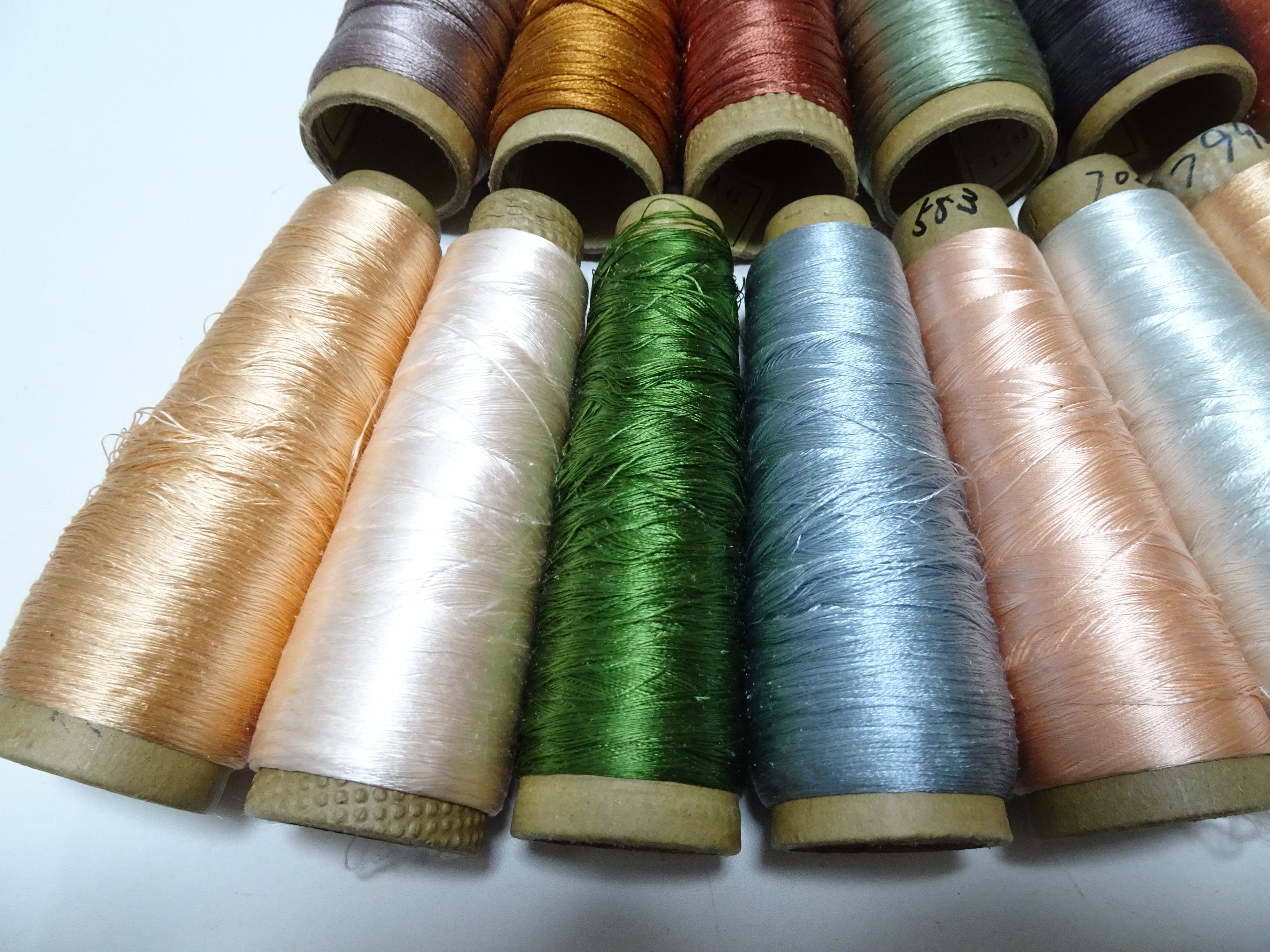 Great deal!! Japanese vintage silk thread 14sets embroidery Imperfect item (please see description for details)  16388
