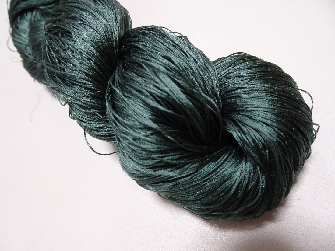 Japanese Vintage 6 Loose-Twist Silk Threads 19270