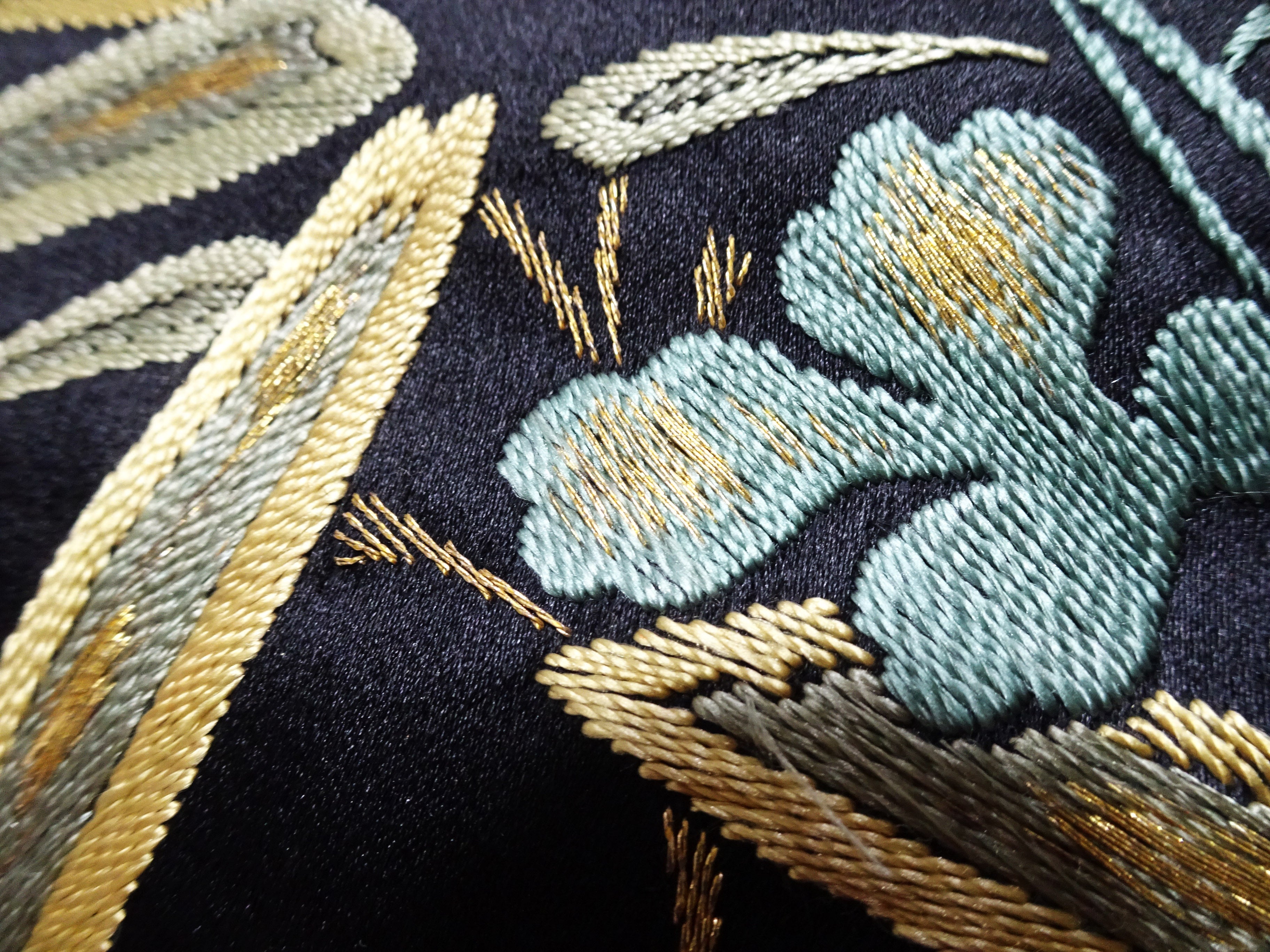 Japanese Kimono Silk Antique Two-piece Nagoya Obi Exquisite Japanese hand embroidery 17719