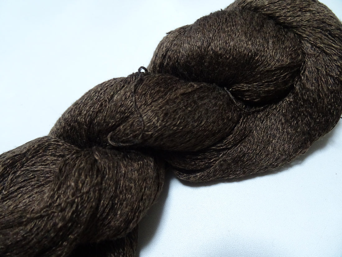 Japanese Vintage Japanese Cedar Dyeing Silk Thread Embroidery & Weaving Brown 18148