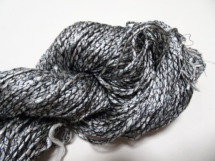 Japanese Tanaka Gen Silk – One-of-a-Kind Hand-Dyed Artistic Silk Thread, Rare Japanese Artisan Yarn, Limited Stock 16534