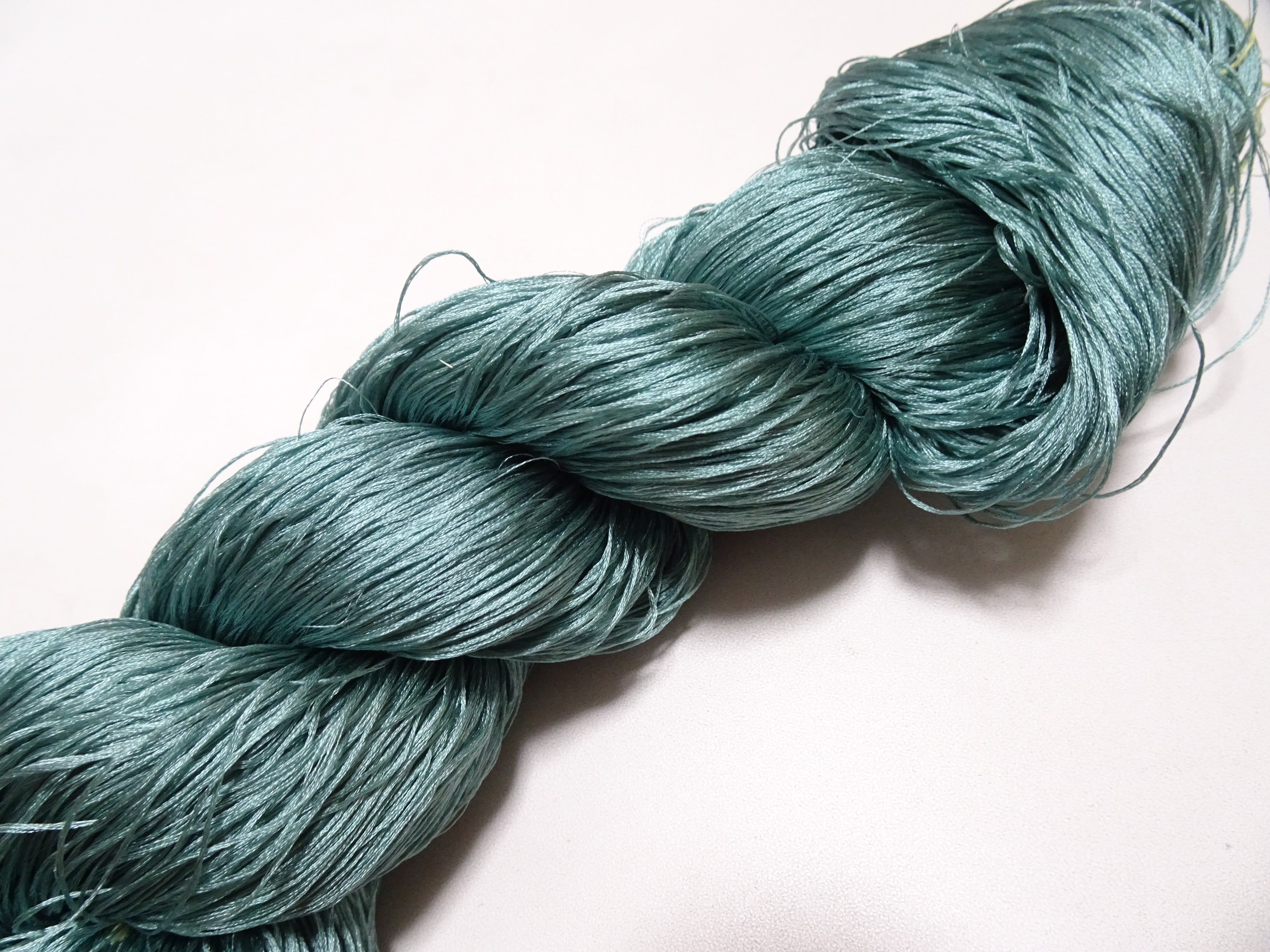 Japanese Vintage 6 Loose-Twist Silk Threads 19274
