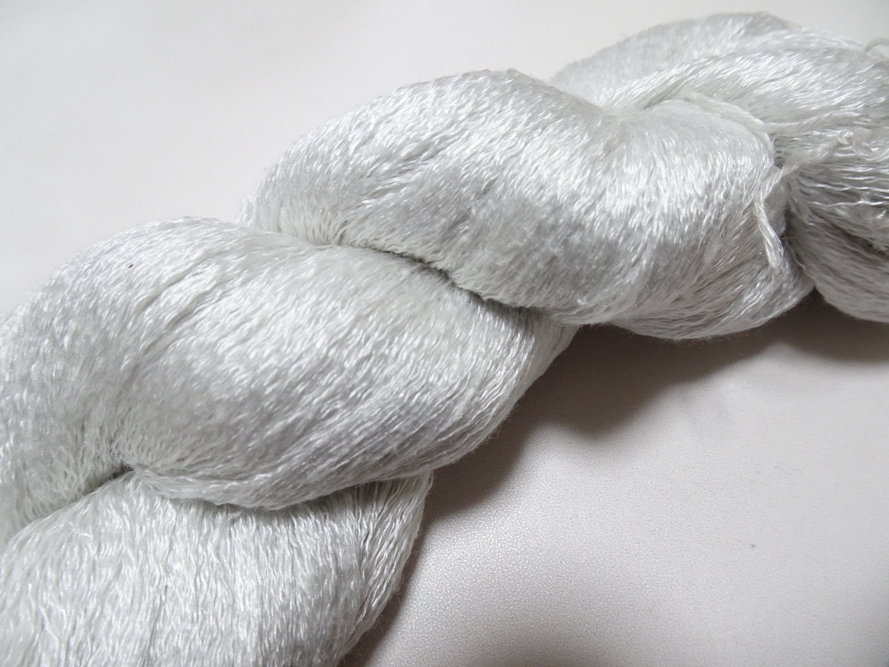 Japanese Vintage Japanese Cedar Dyeing Silk Thread Embroidery & Weaving Light Gray (almost white) 18149