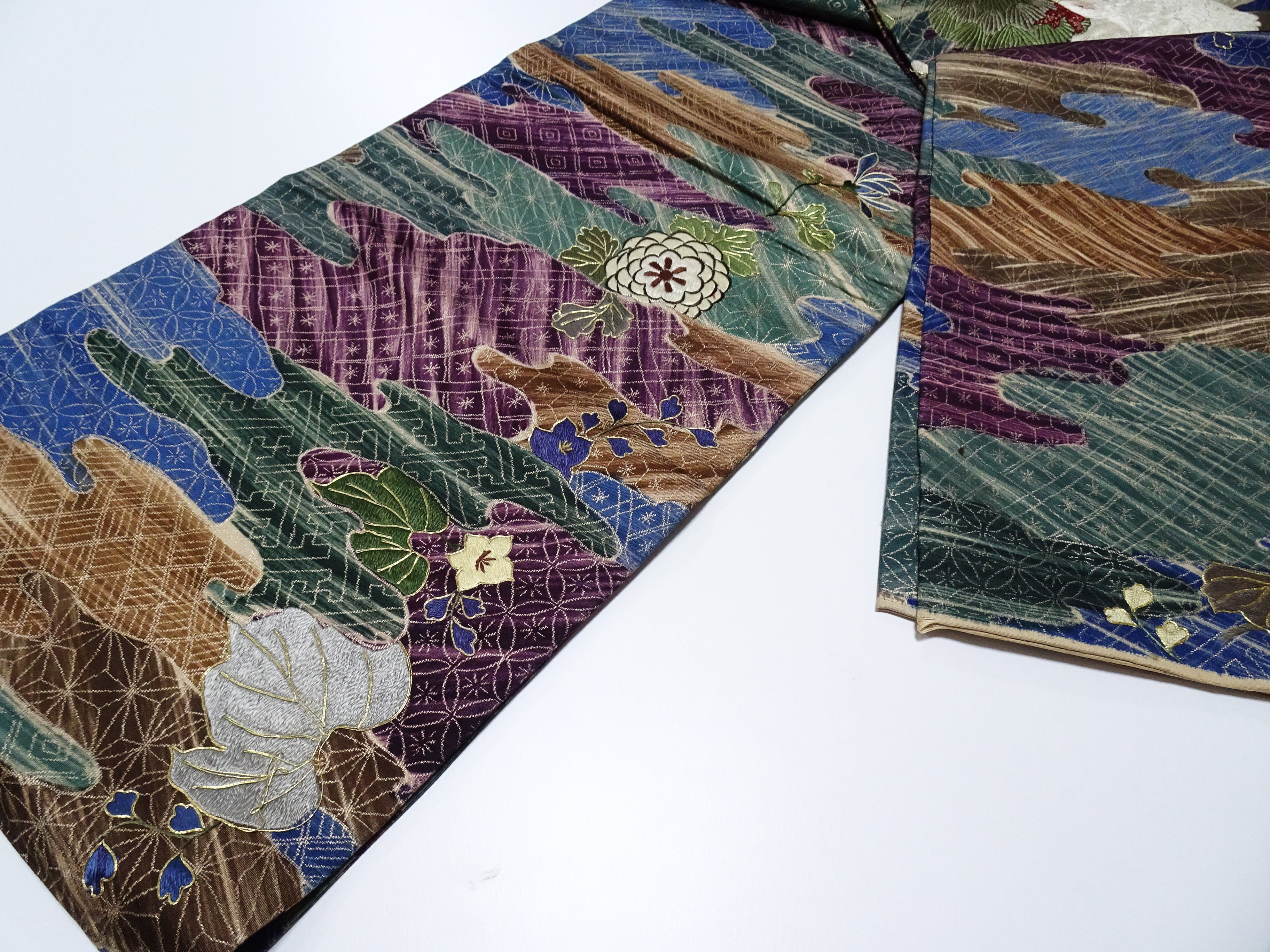 Japanese Kimono Silk Antique Maru Obi Double-Sided All-Over Design Exquisite Japanese hand embroidery 17720