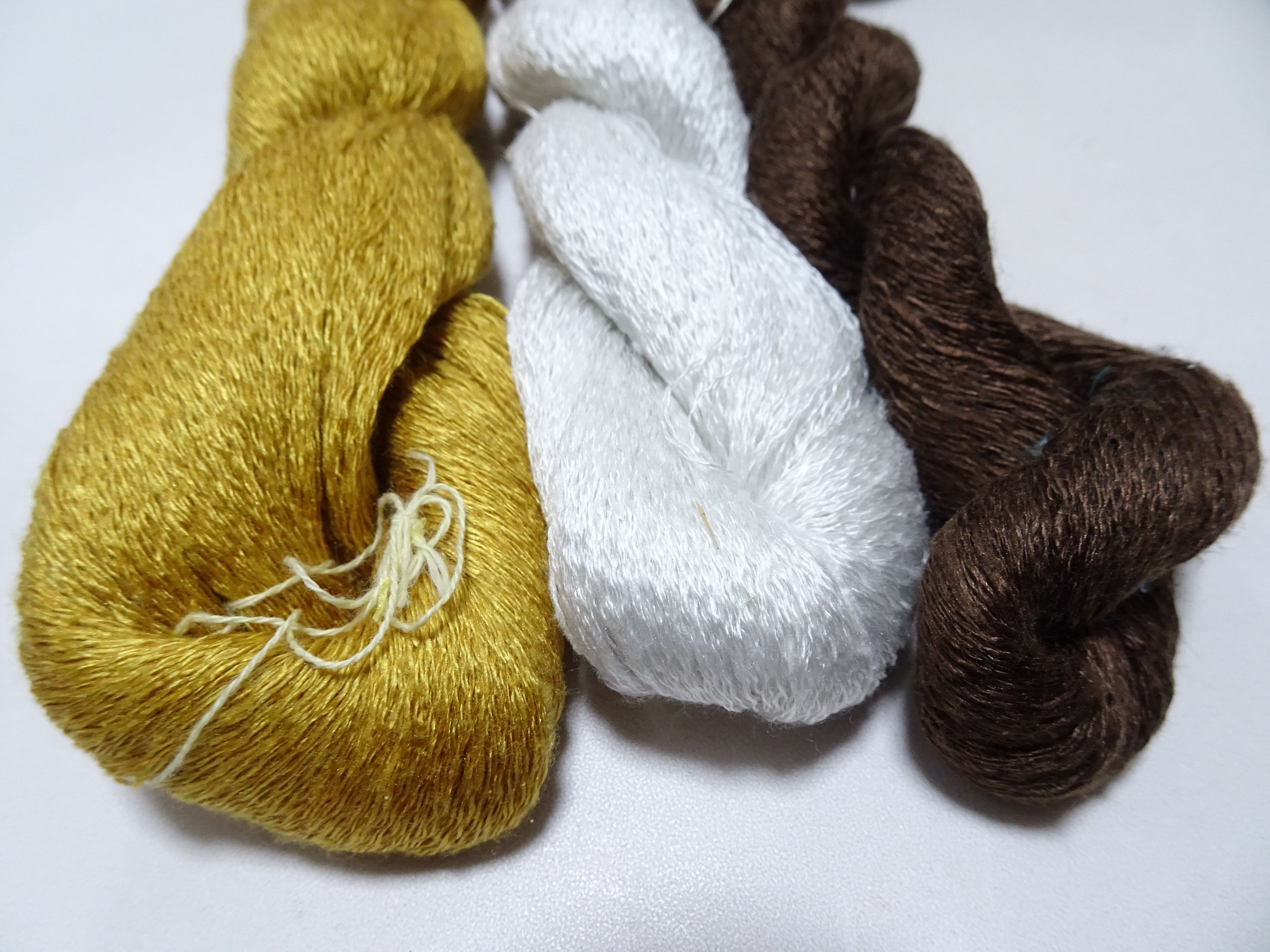 Japanese Vintage Japanese Cedar Dyeing Silk Thread 3sets Embroidery & Weaving 18152