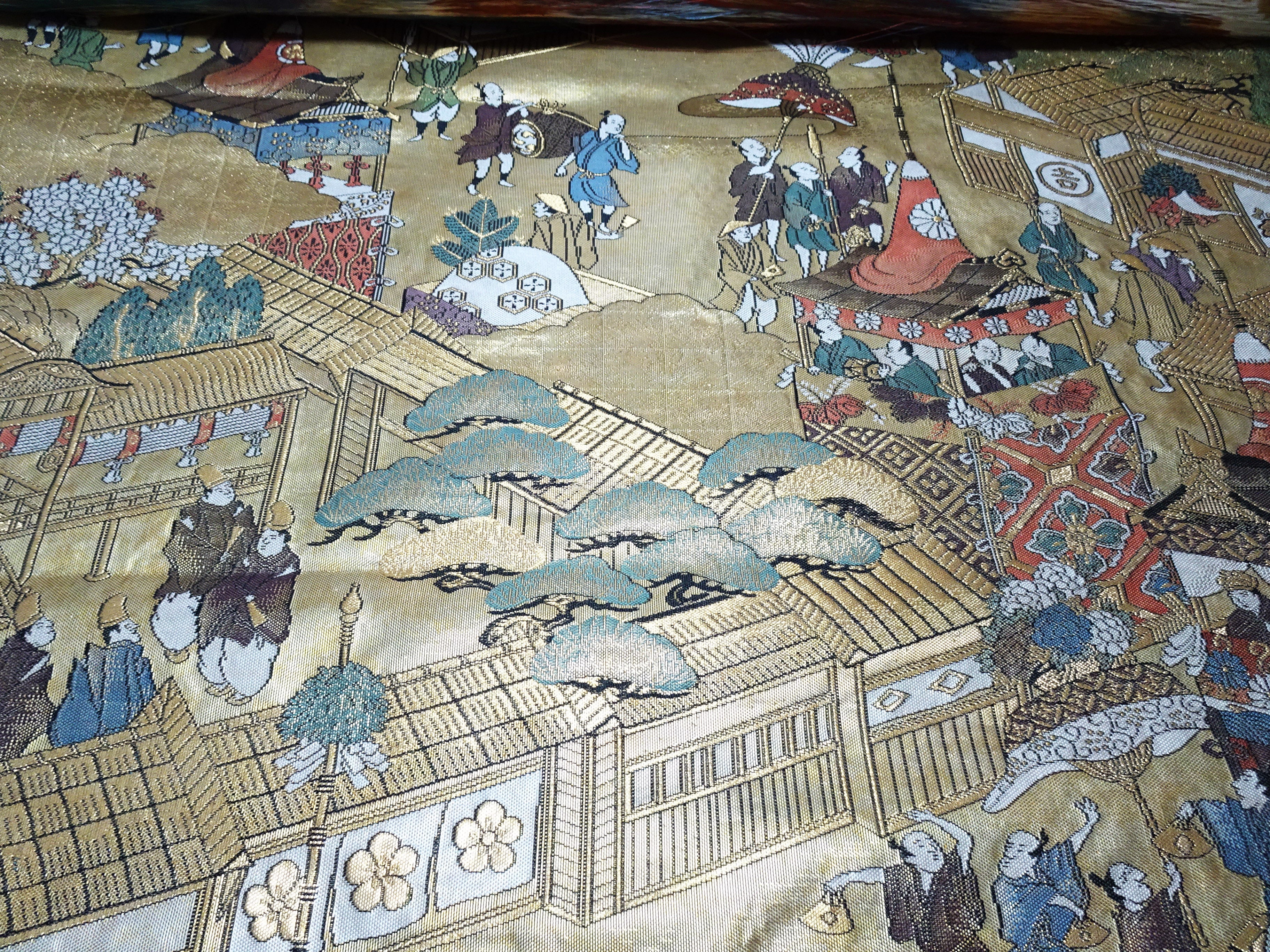 Japanese Maru Obi Silk Bolt Woven with Genuine 24K Gold Leaf Thread 17721