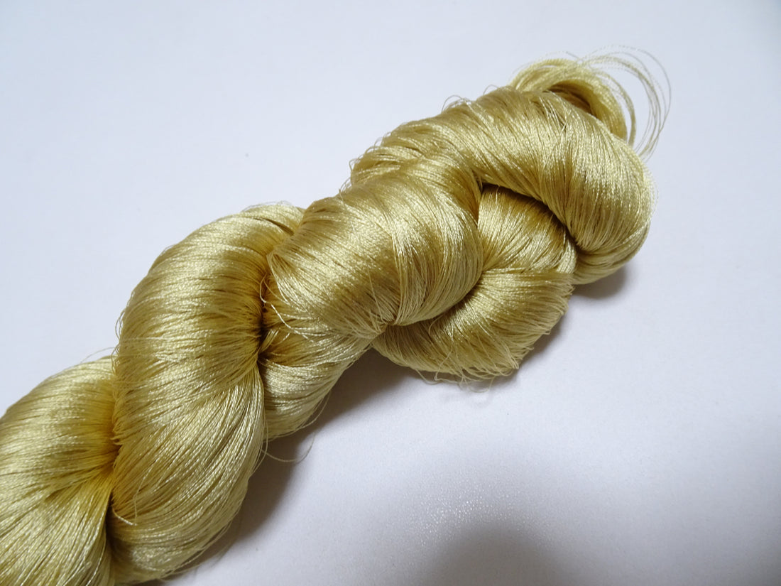 Japanese vintage silk thread embroidery 8701