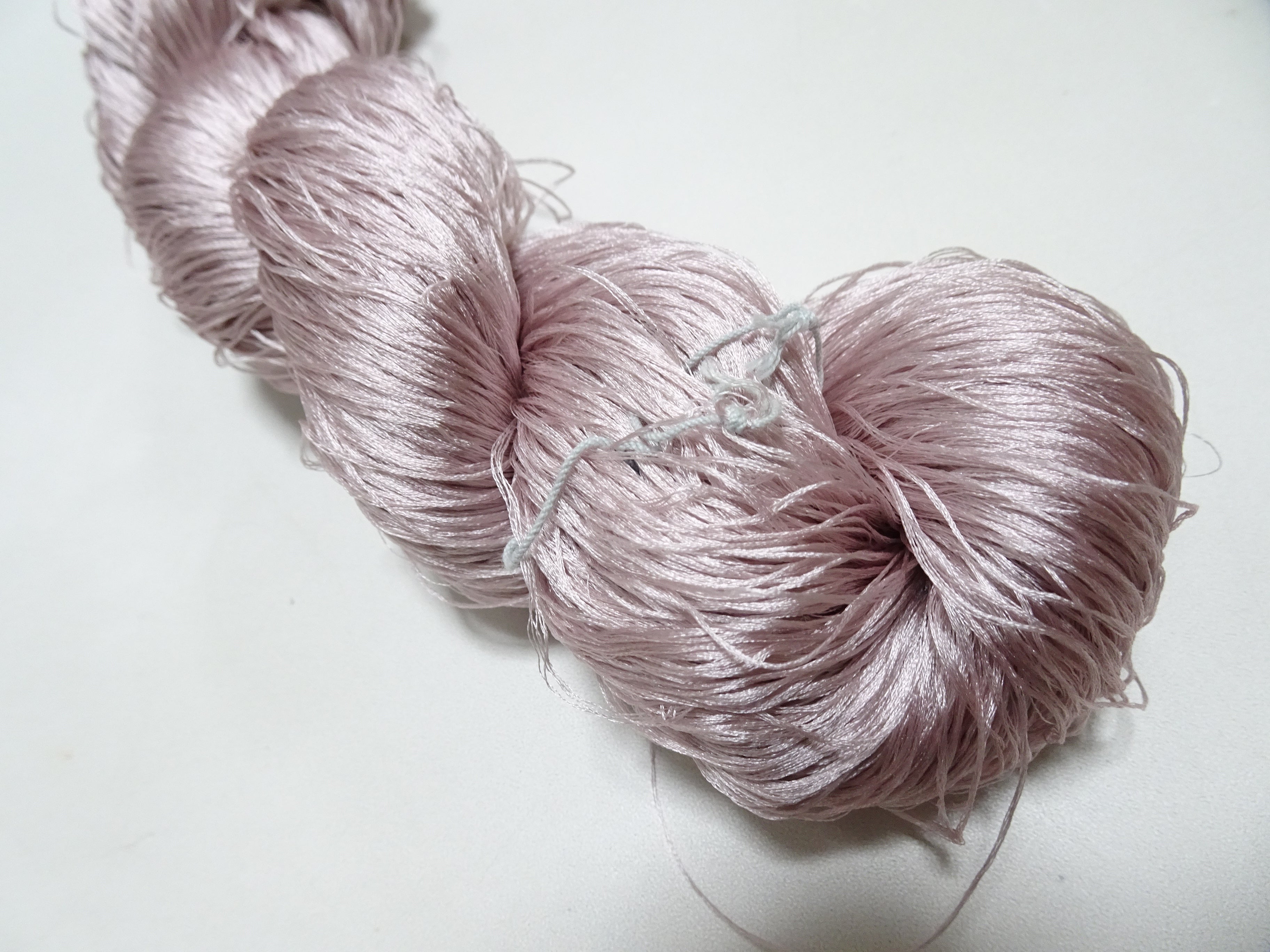 Japanese Vintage 6 Loose-Twist Silk Threads 19279