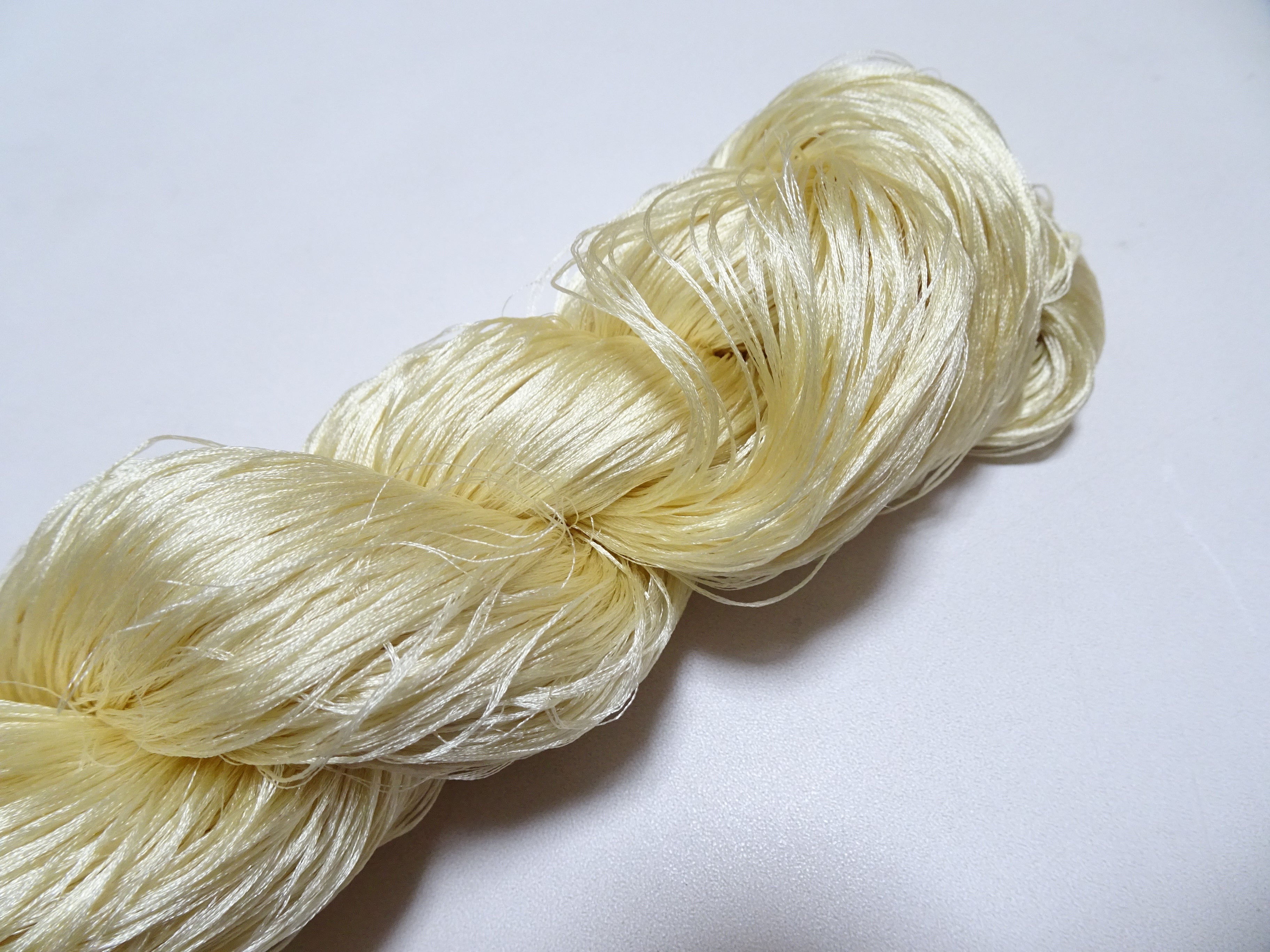 Japanese Vintage 6 Loose-Twist Silk Threads 19280
