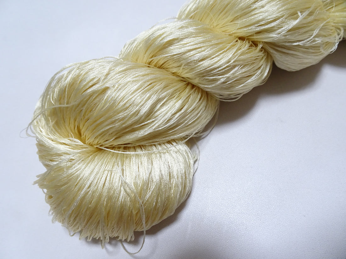 Japanese Vintage 6 Loose-Twist Silk Threads 19280