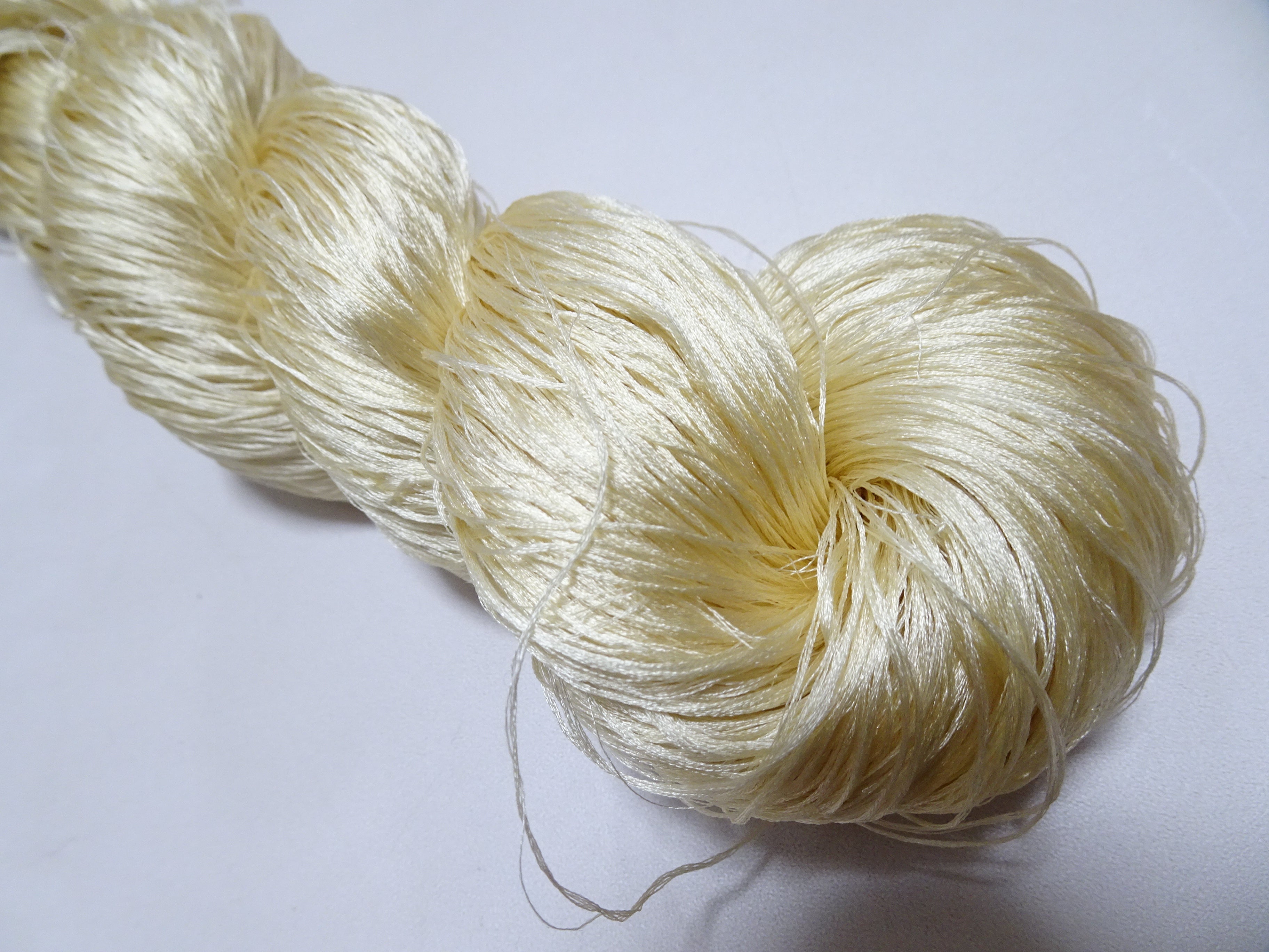 Japanese Vintage 6 Loose-Twist Silk Threads 19280