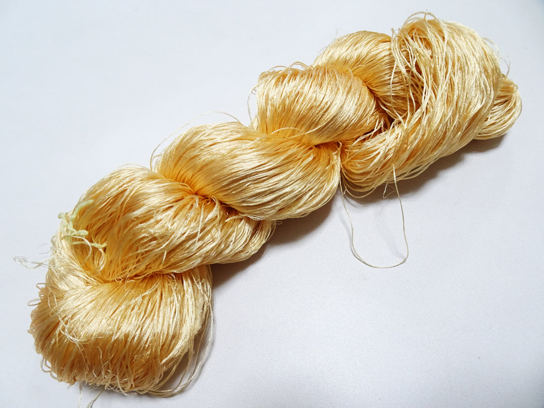 Japanese Vintage 6 Loose-Twist Silk Threads 19281