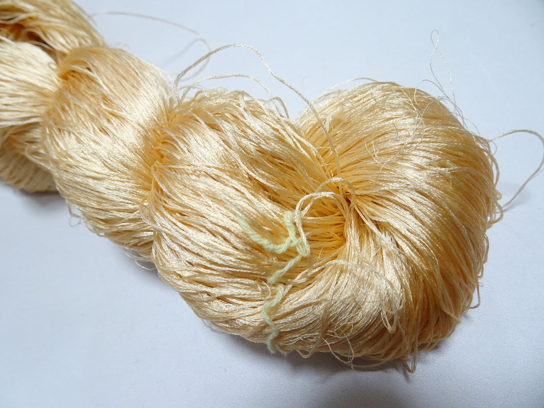 Japanese Vintage 6 Loose-Twist Silk Threads 19281