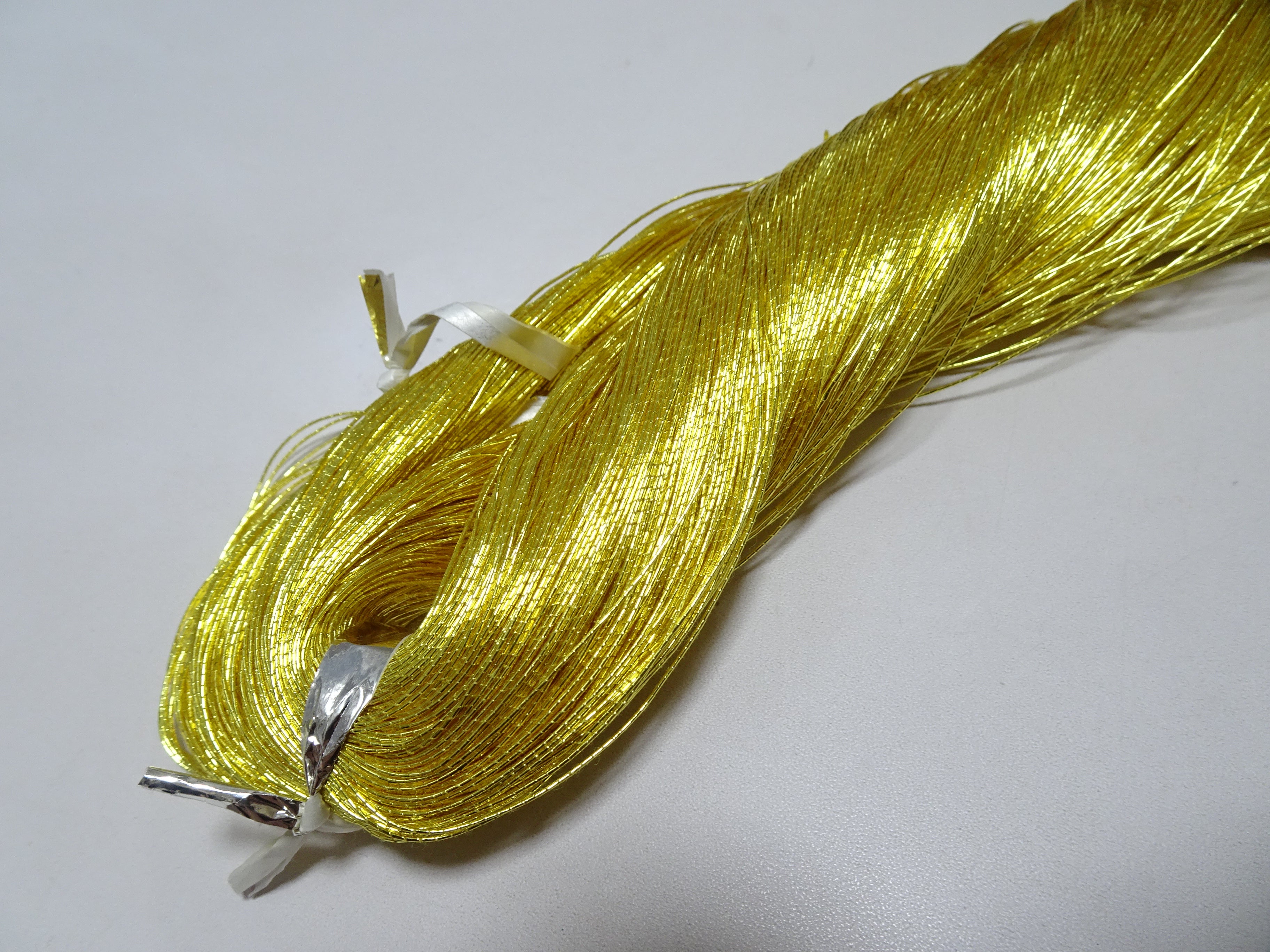 Special price!! Japanese Vintage Superb Gold Leaf Thread 65 embroidery 1000M 16739  0.45mm