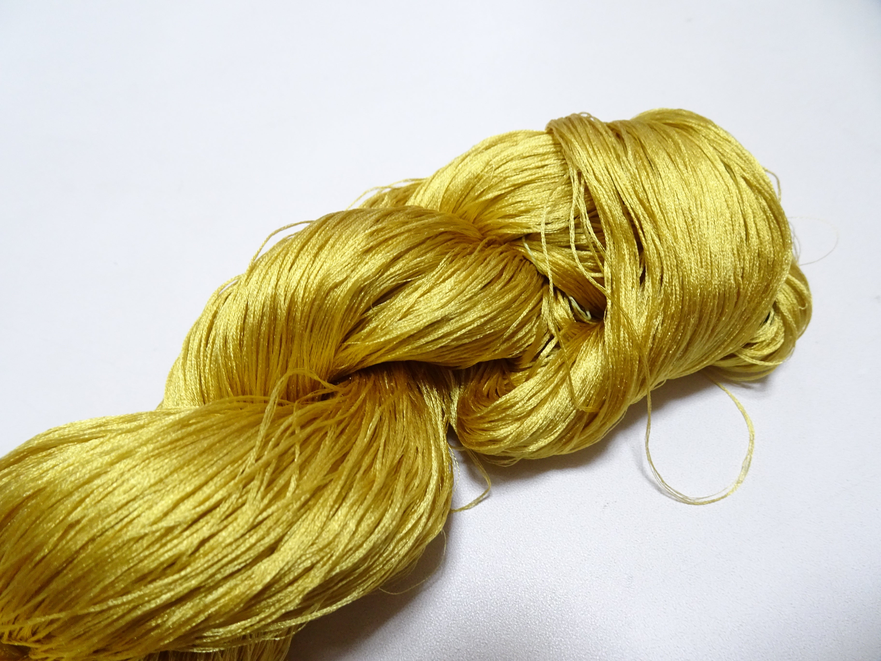 Japanese Vintage 6 Loose-Twist Silk Threads 19284
