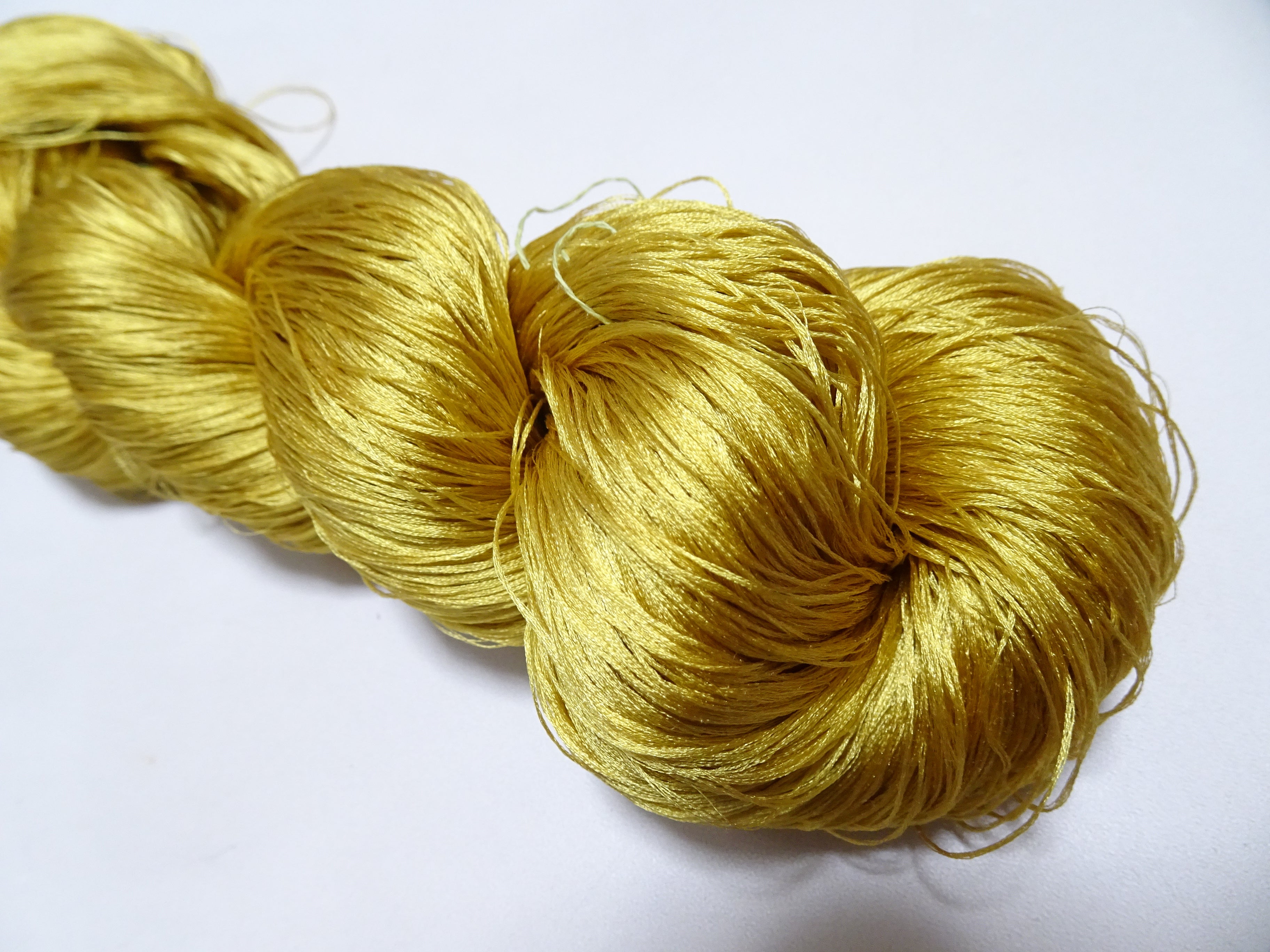 Japanese Vintage 6 Loose-Twist Silk Threads 19284