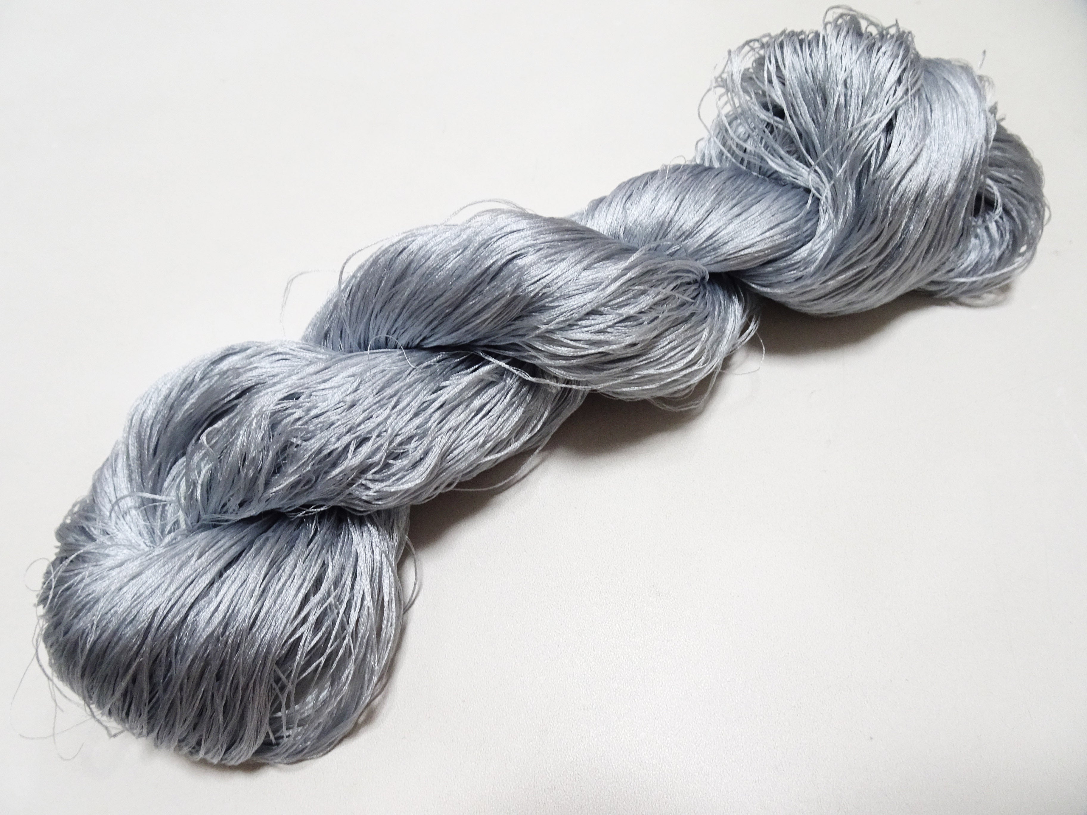 Japanese Vintage 6 Loose-Twist Silk Threads 19285