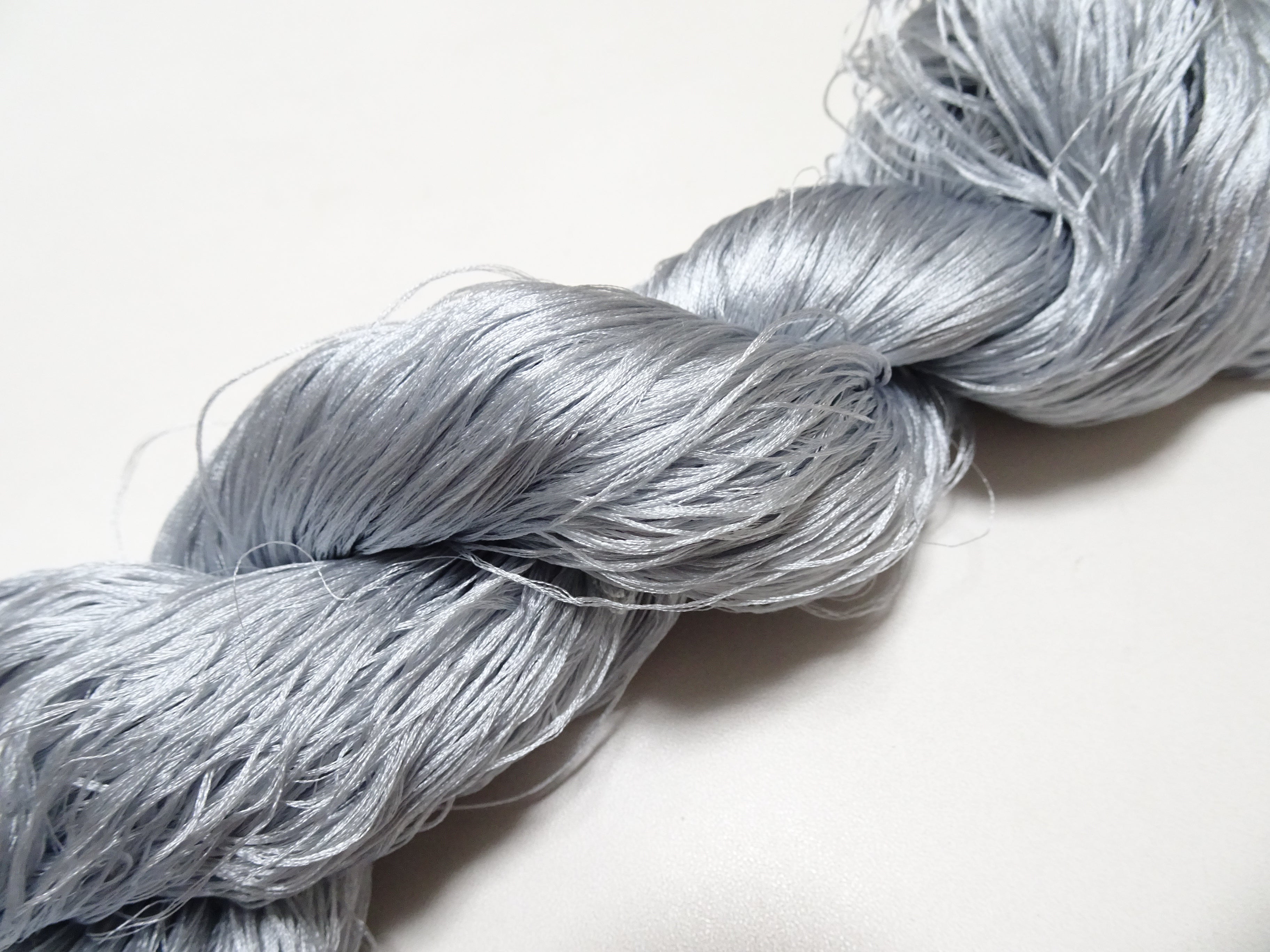 Japanese Vintage 6 Loose-Twist Silk Threads 19285
