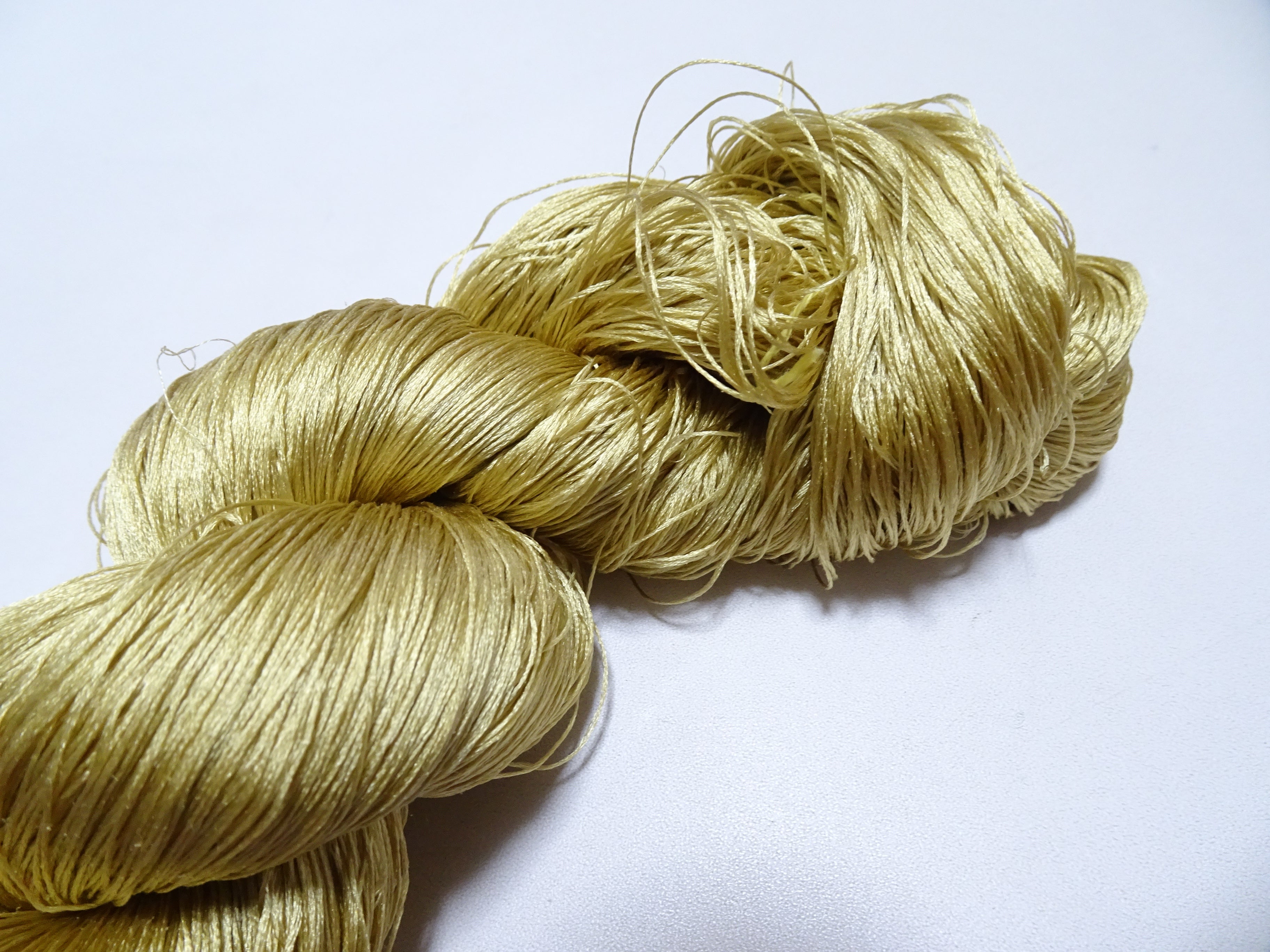 Japanese Vintage 6 Loose-Twist Silk Threads 19286