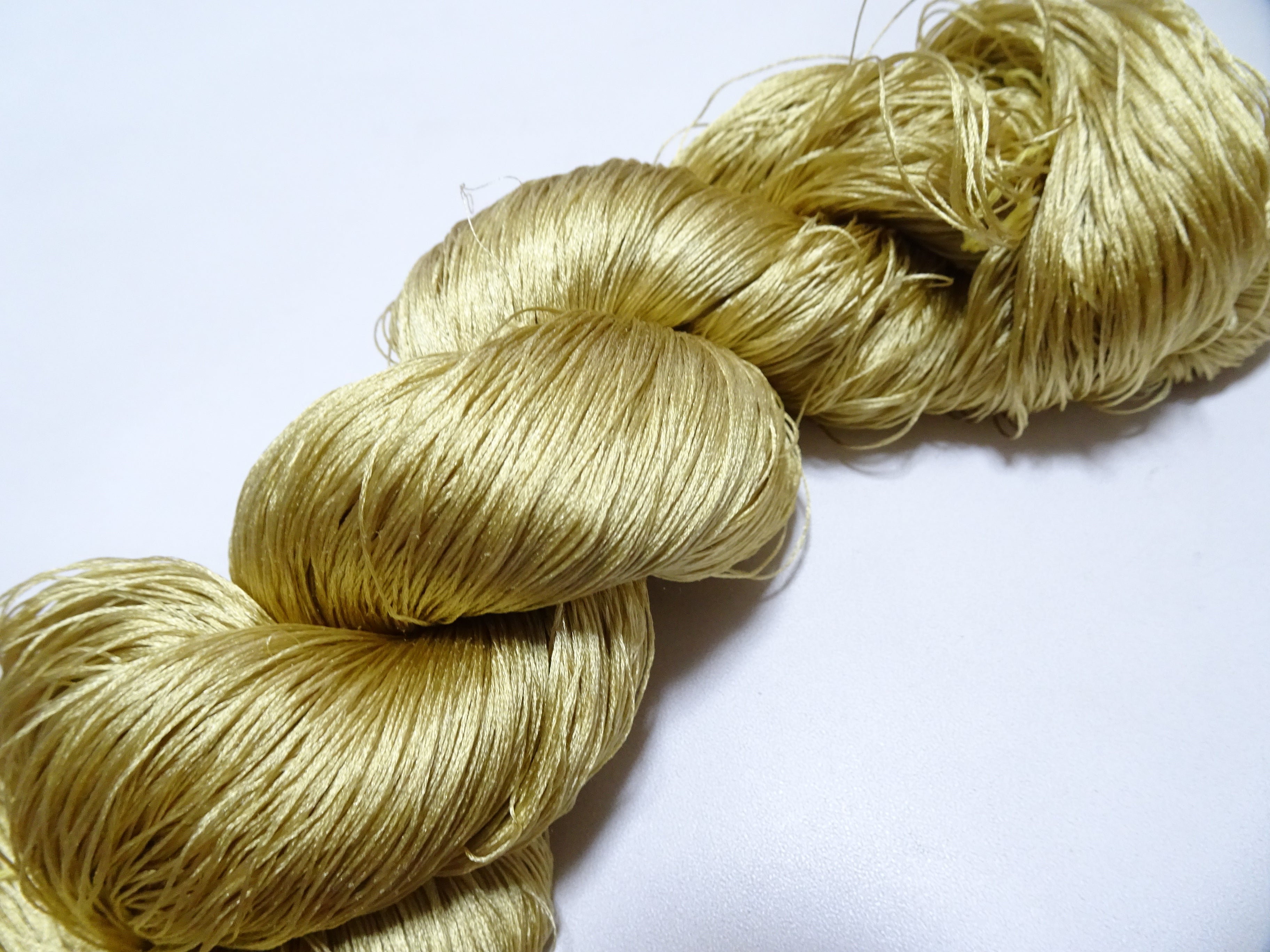 Japanese Vintage 6 Loose-Twist Silk Threads 19286
