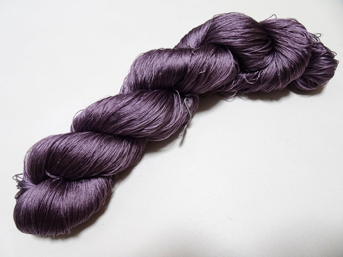 Japanese Vintage 6 Loose-Twist Silk Threads 19289