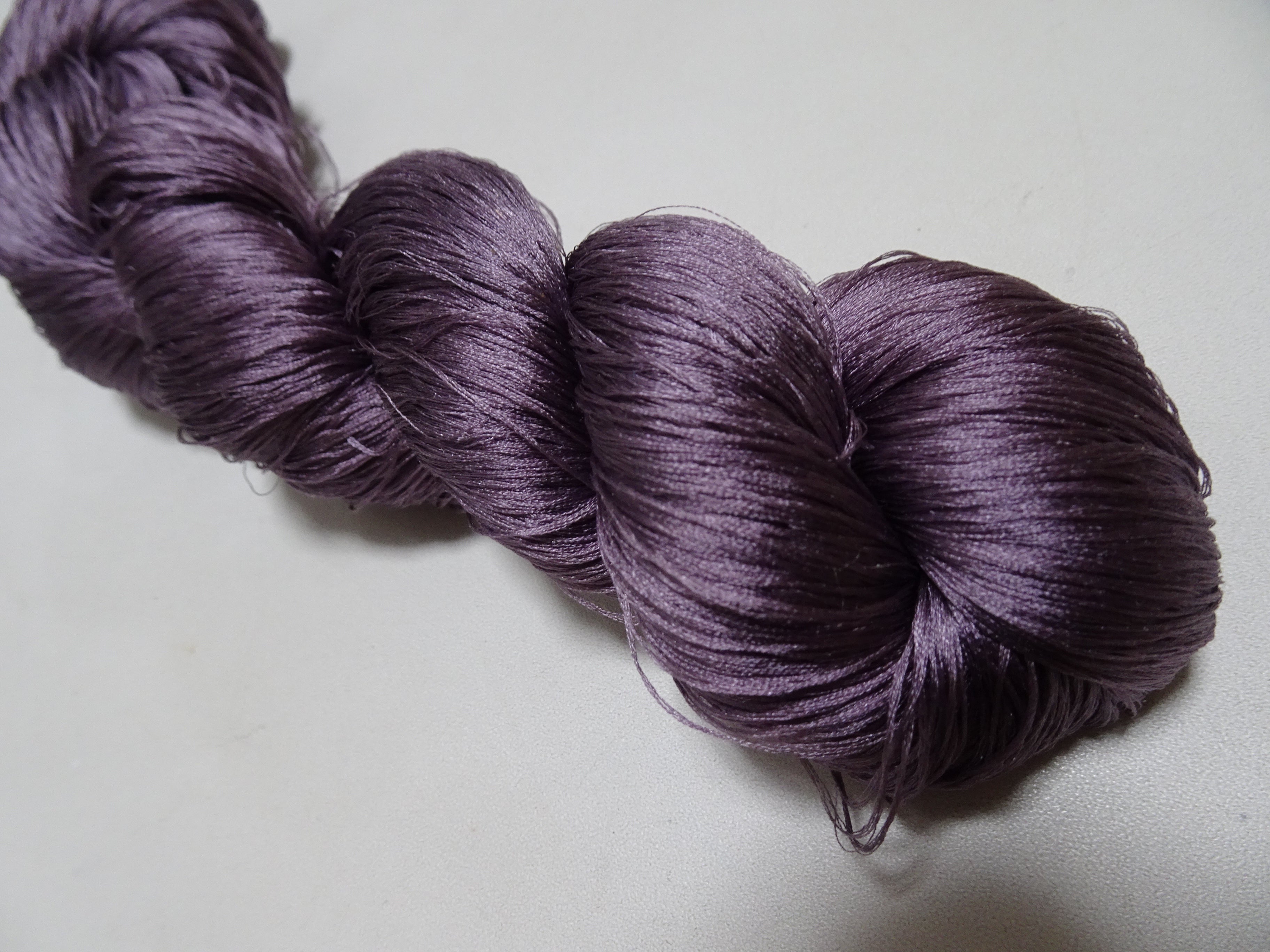 Japanese Vintage 6 Loose-Twist Silk Threads 19289