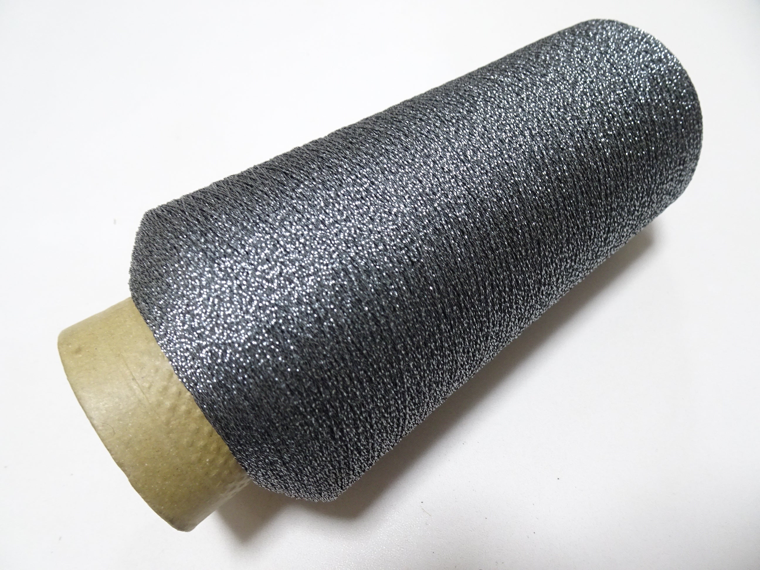 Super rare! Japanese vintage metallic thread embroidery 3000M 9385