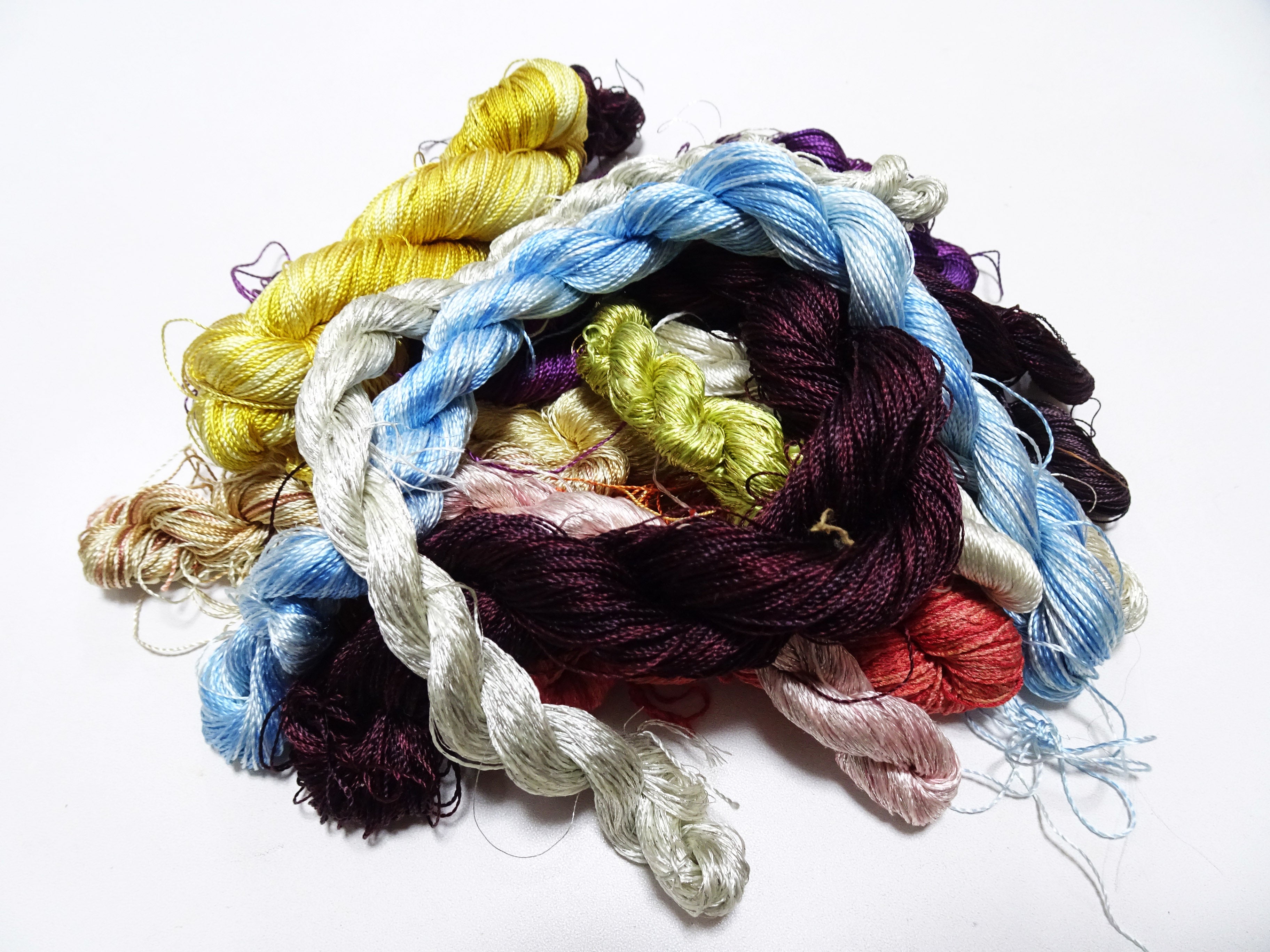 Japanese Vintage Twisted Silk Thread Small Skein Set Embroidery & Weaving 18480