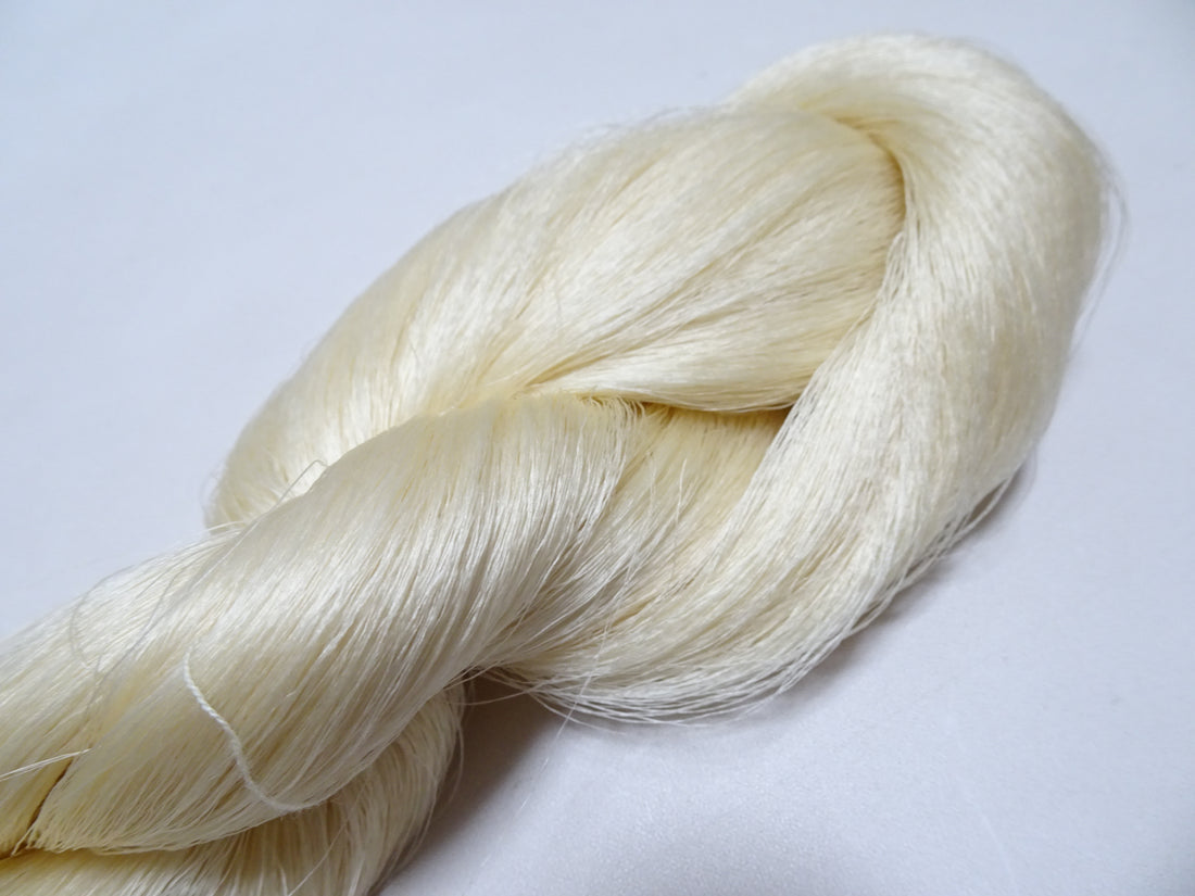 Japanese Vintage Kizome-Dyed Silk Thread 18992