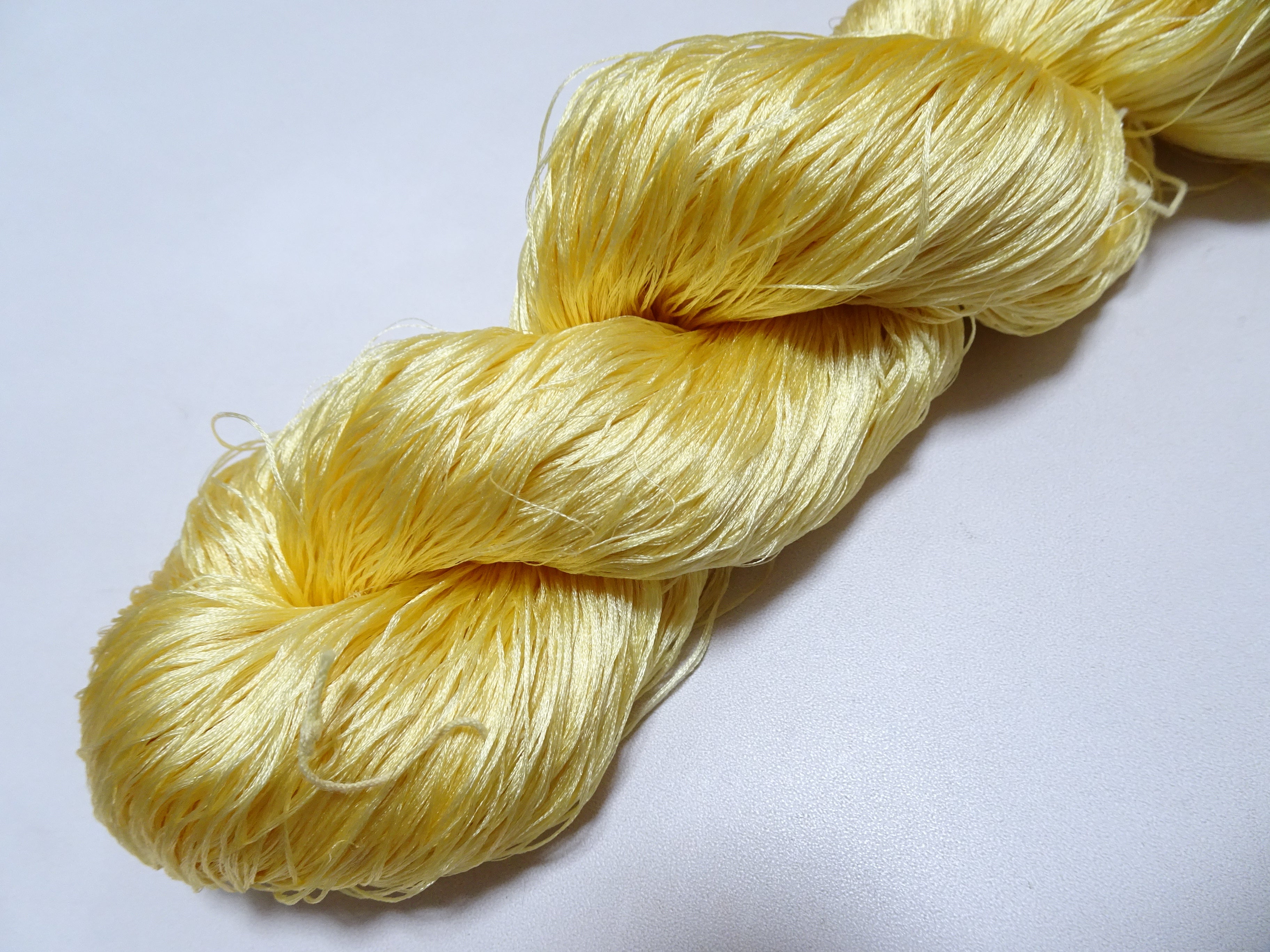 Japanese Vintage 6 Loose-Twist Silk Threads 19291
