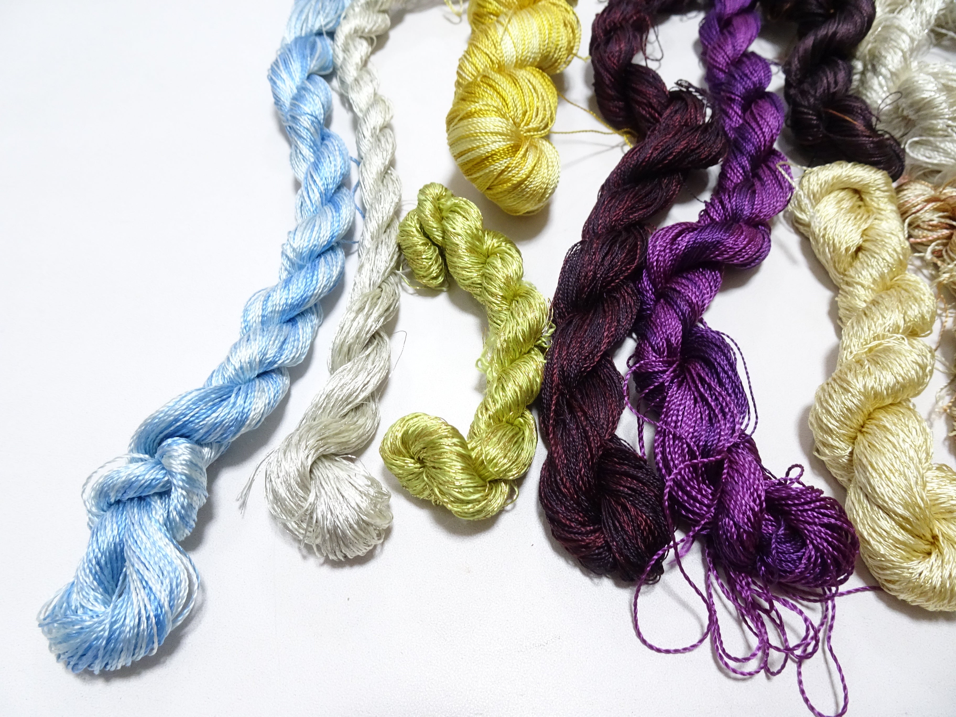 Japanese Vintage Twisted Silk Thread Small Skein Set Embroidery & Weaving 18480
