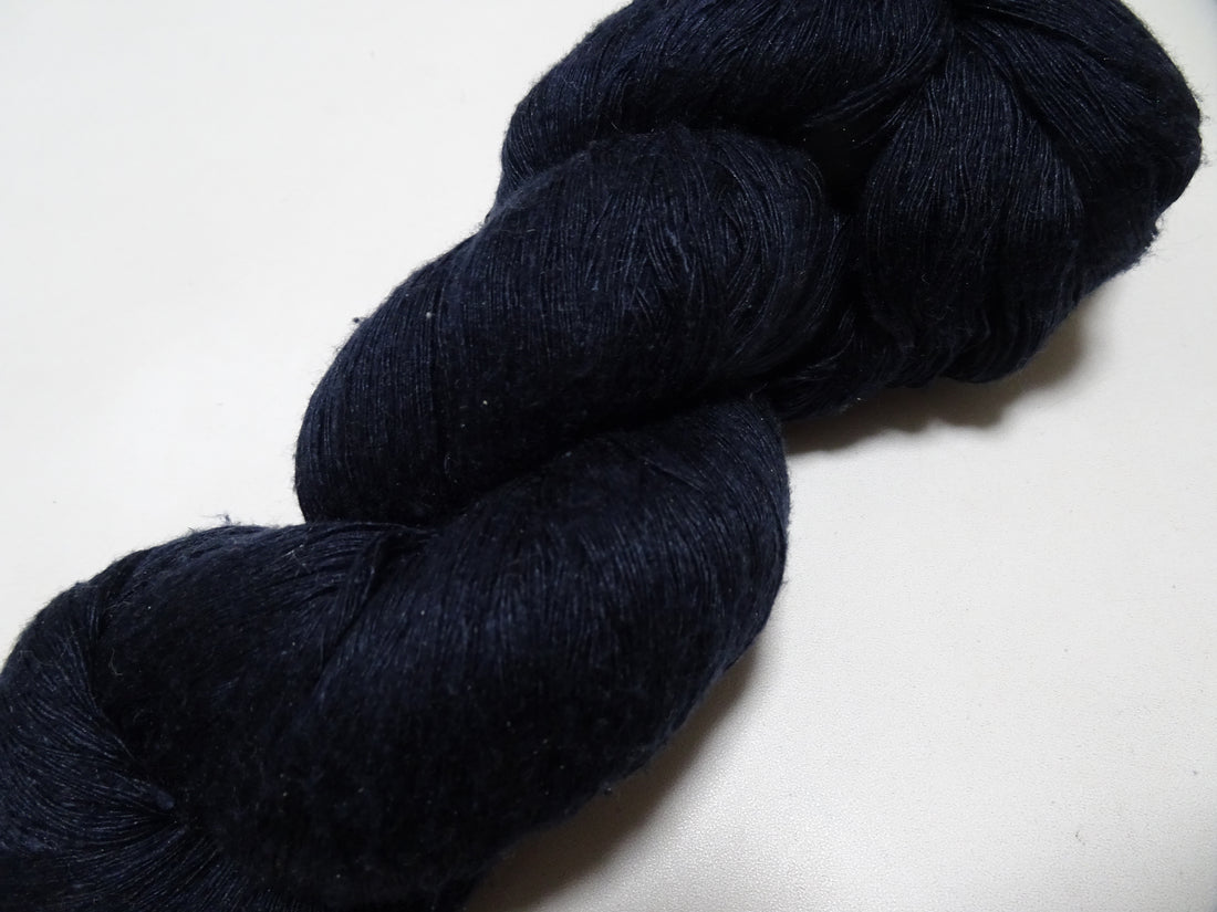 Japanese Vintage Mawata Tsumugi Fine Quality Silk Thread Black embroidery & Weave 17316