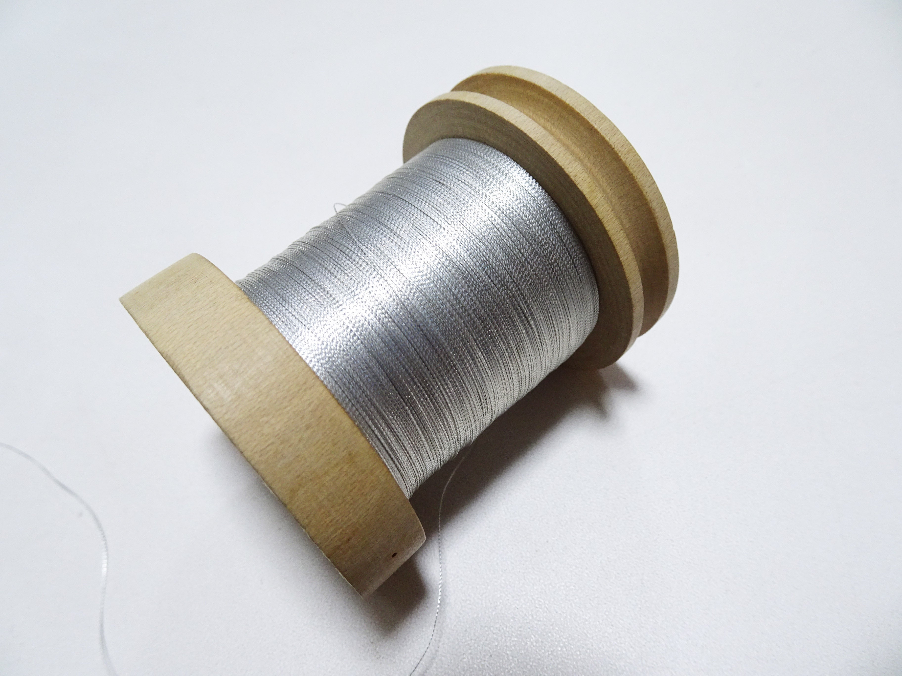 Japanese Vintage Rasen Silver leaf thread & Wooden Spool embroidery 18673