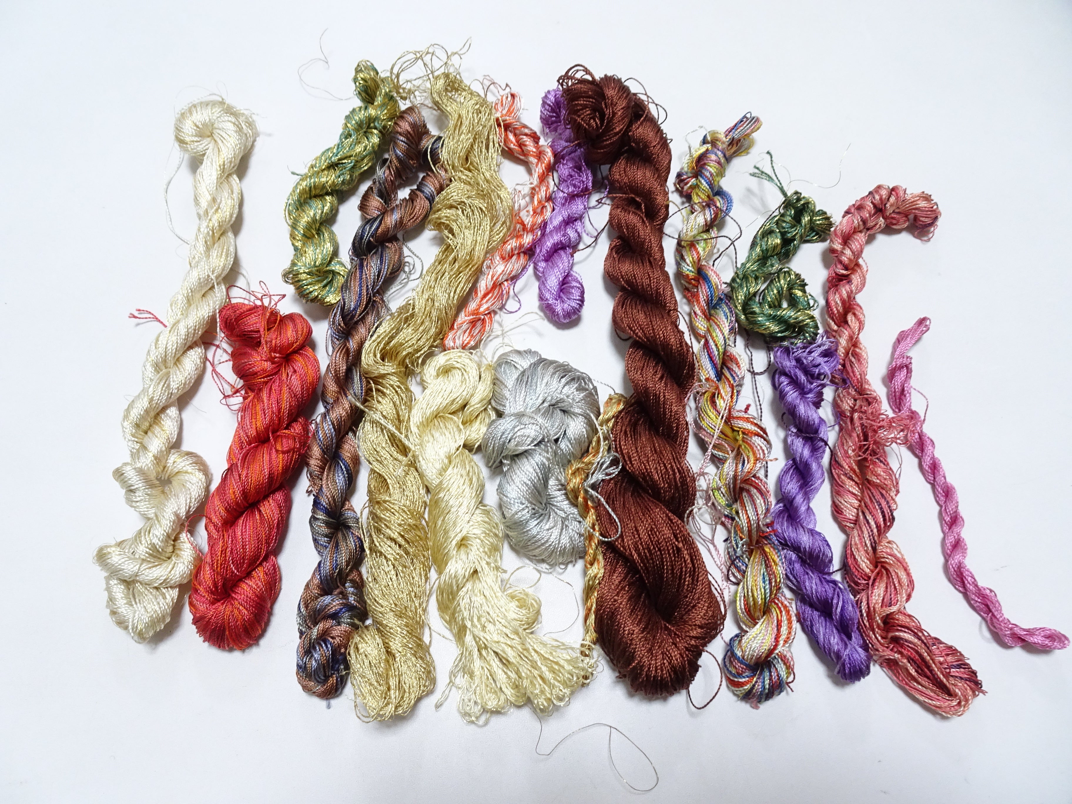 Japanese Vintage Twisted Silk Thread Small Skein Set Embroidery & Weaving 18481