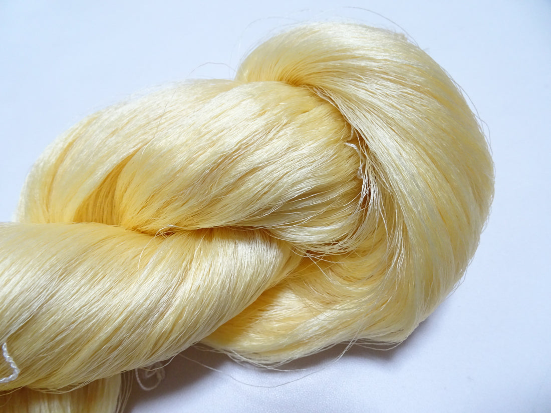 Japanese Vintage Kizome-Dyed Silk Thread 18993