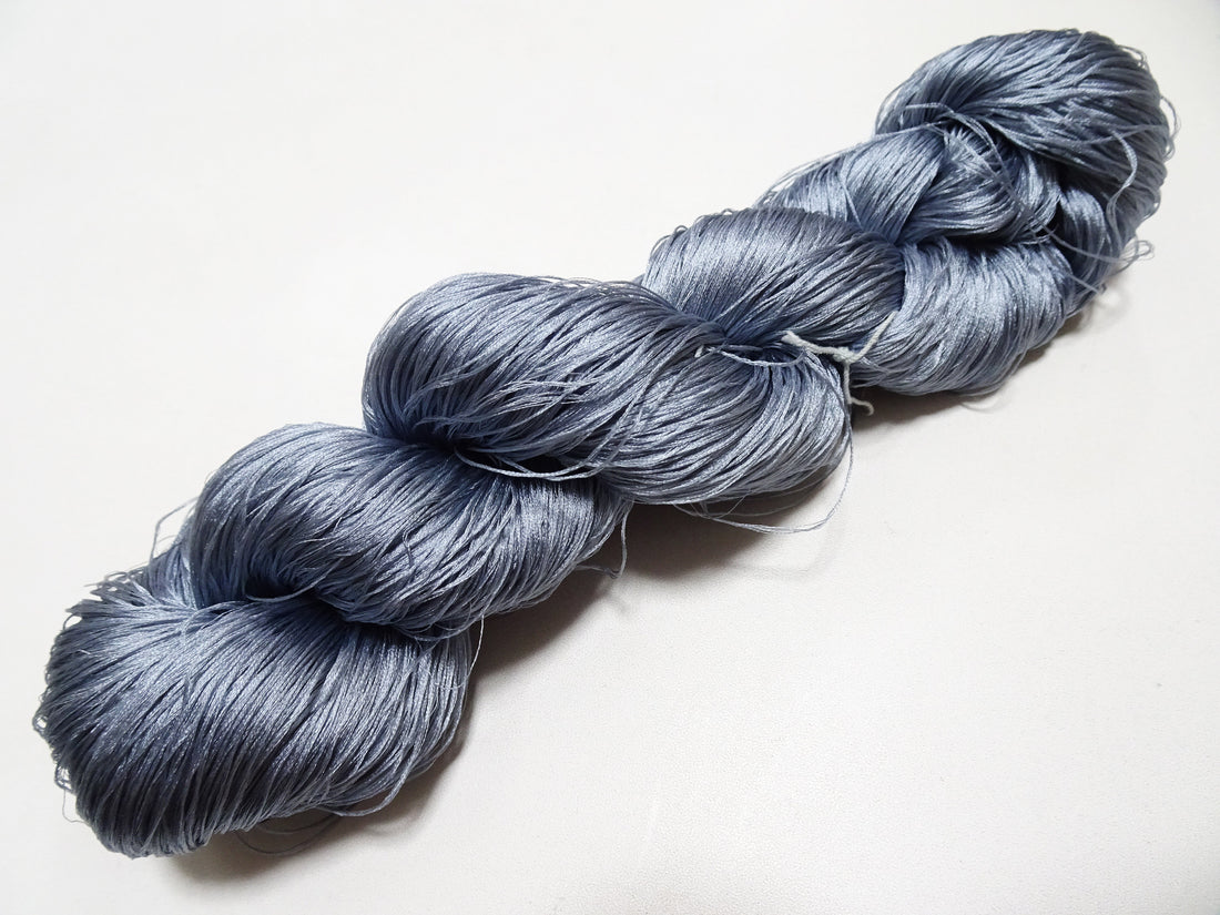 Japanese Vintage 6 Loose-Twist Silk Threads 19293