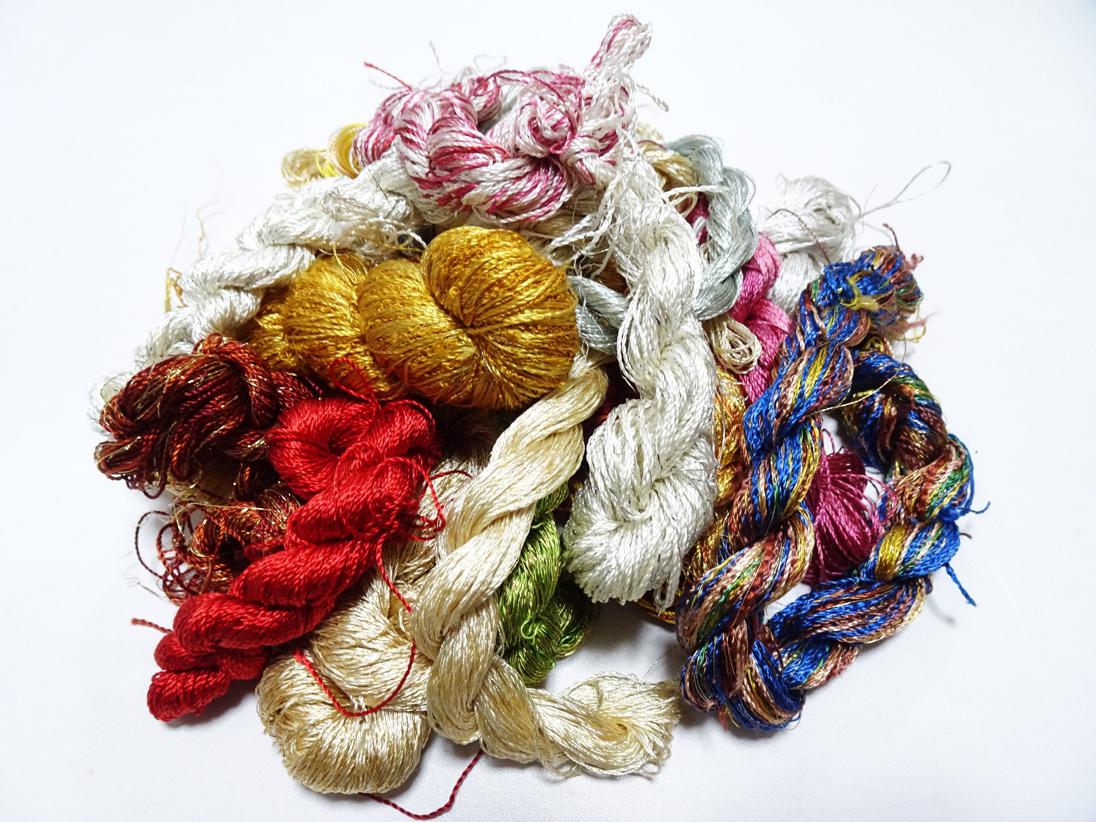 Japanese Vintage Twisted Silk Thread Small Skein Set Embroidery & Weaving 18482