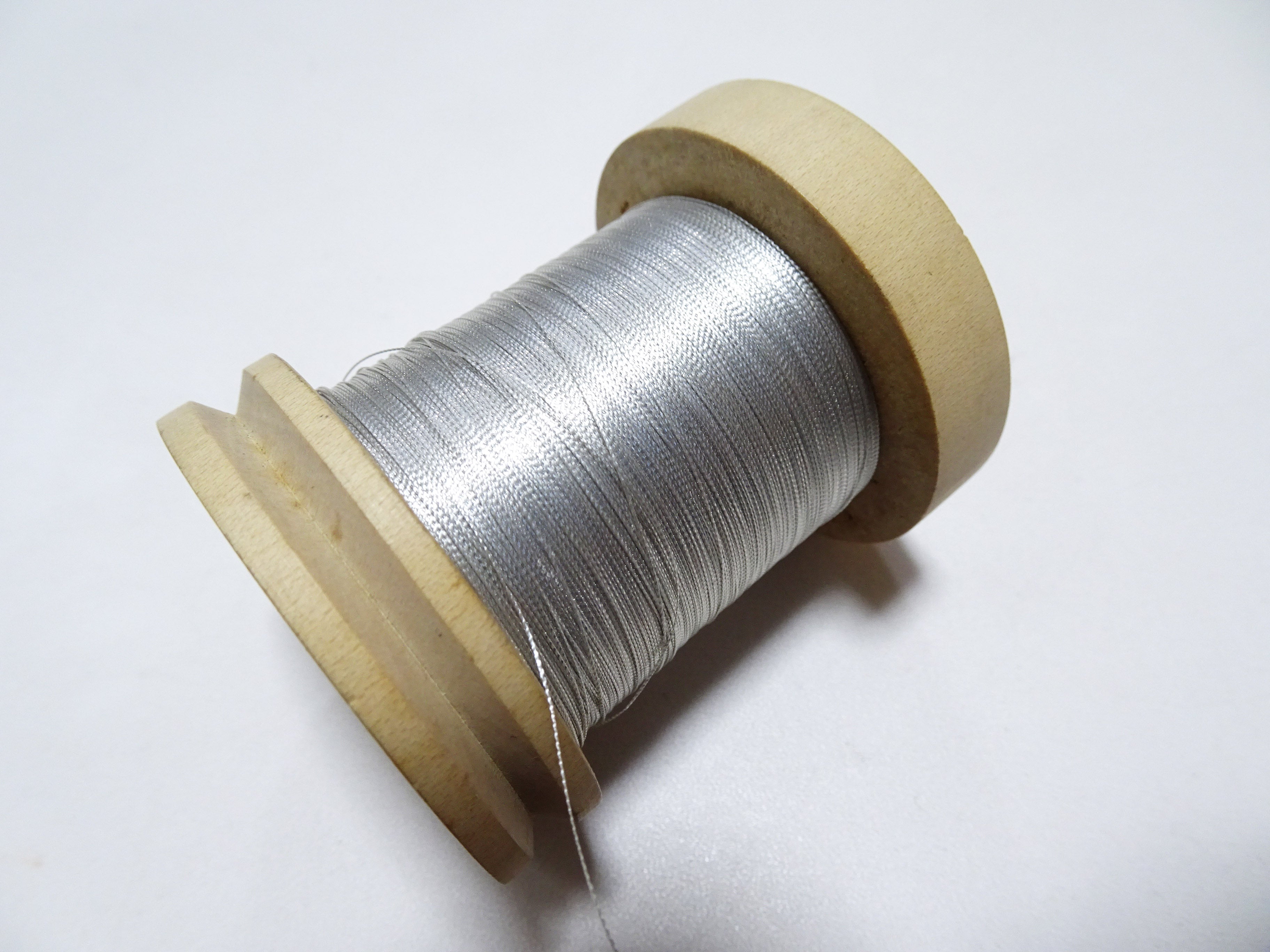 Japanese Vintage Rasen Silver leaf thread & Wooden Spool embroidery 18674