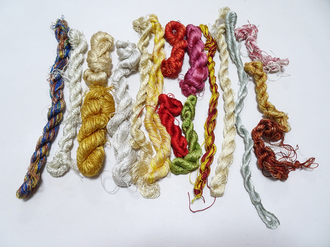 Japanese Vintage Twisted Silk Thread Small Skein Set Embroidery & Weaving 18482