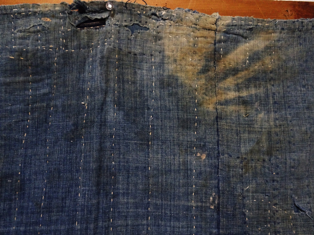 Japanese Antique BORO Textile (Meiji–Taisho Era) – Indigo-Dyed Patchwork with Hand-Stitched Repairs 17726