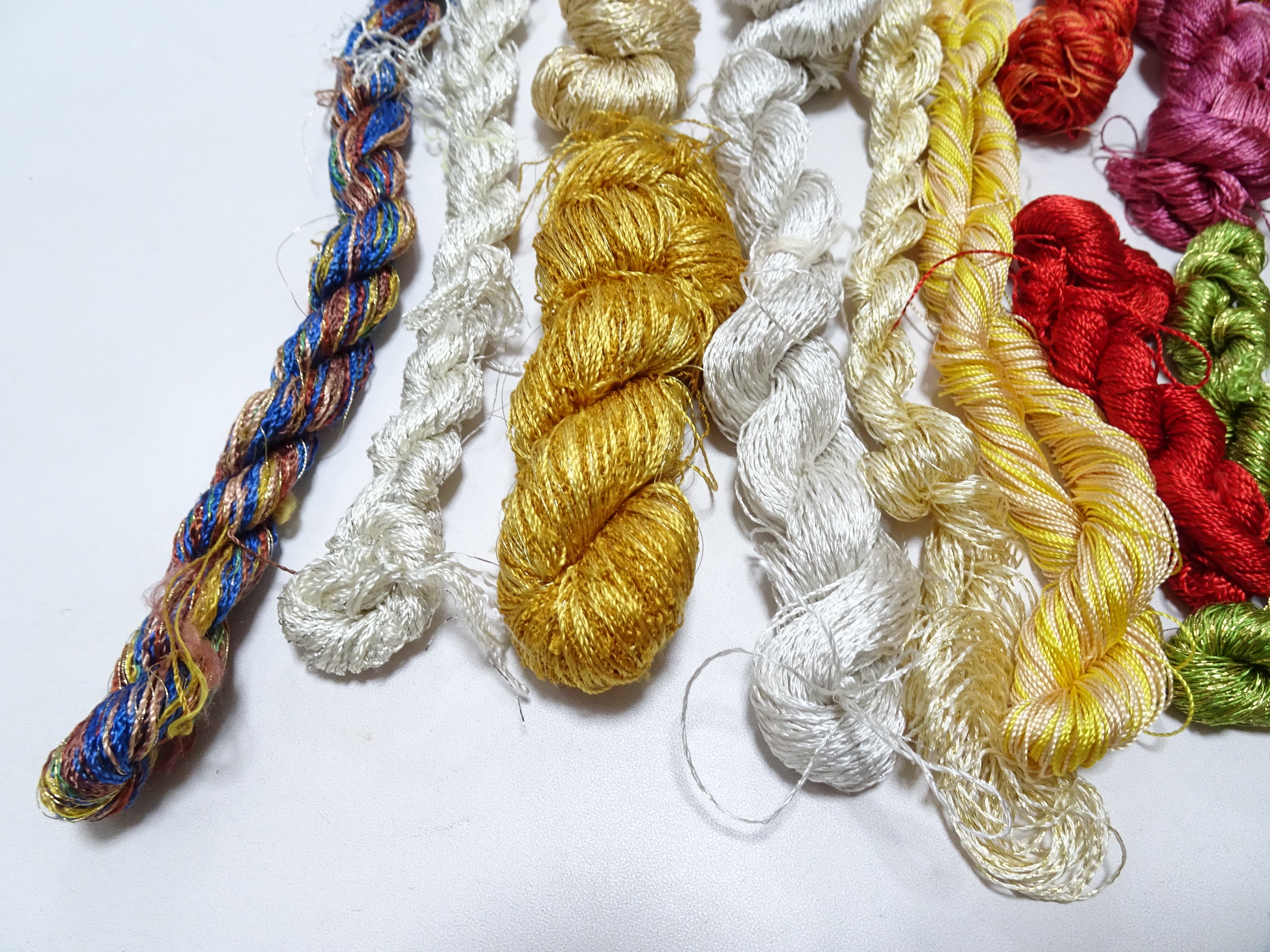 Japanese Vintage Twisted Silk Thread Small Skein Set Embroidery & Weaving 18482
